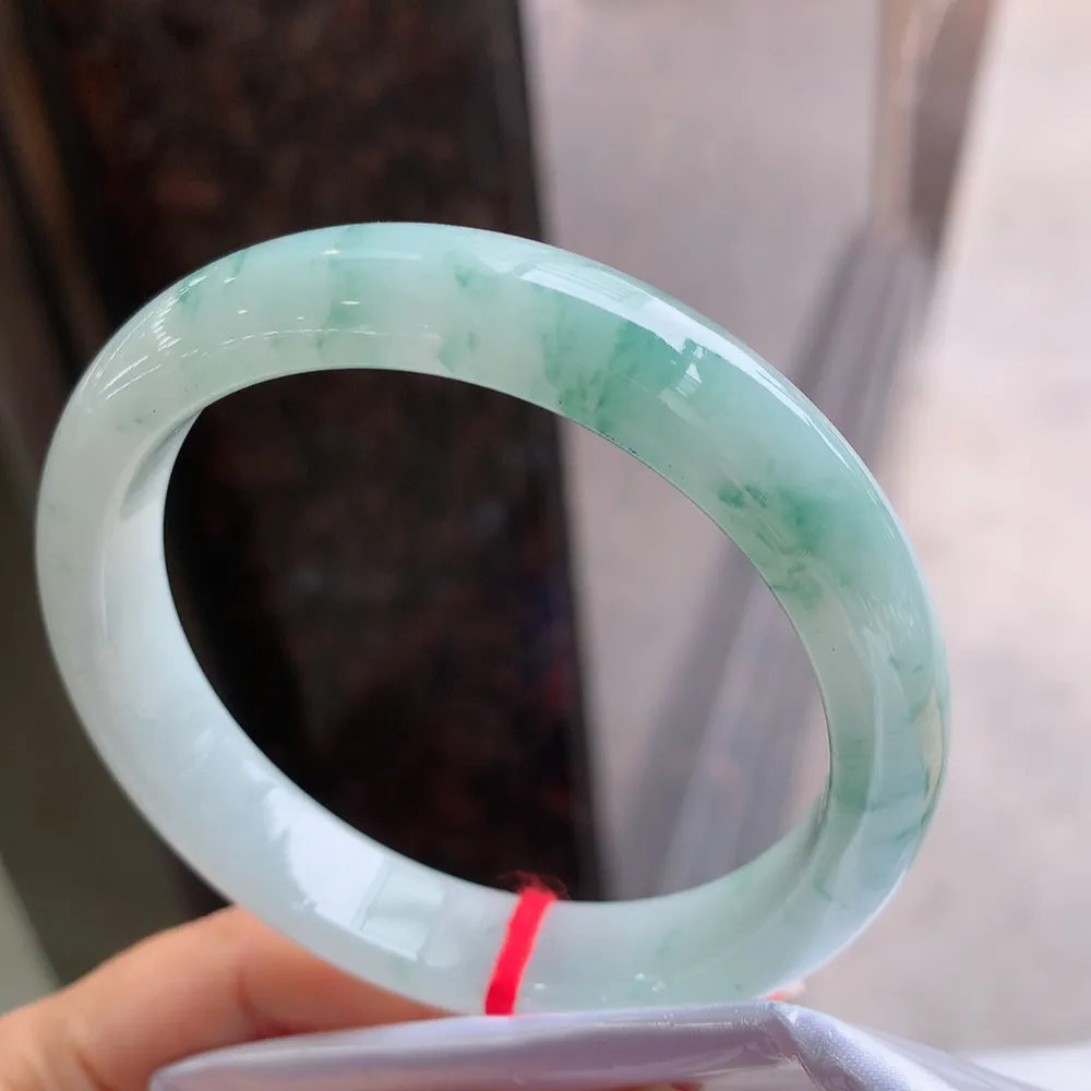 正圈冰飘花 无瑕 尺寸:57.3/12.3/8 花美