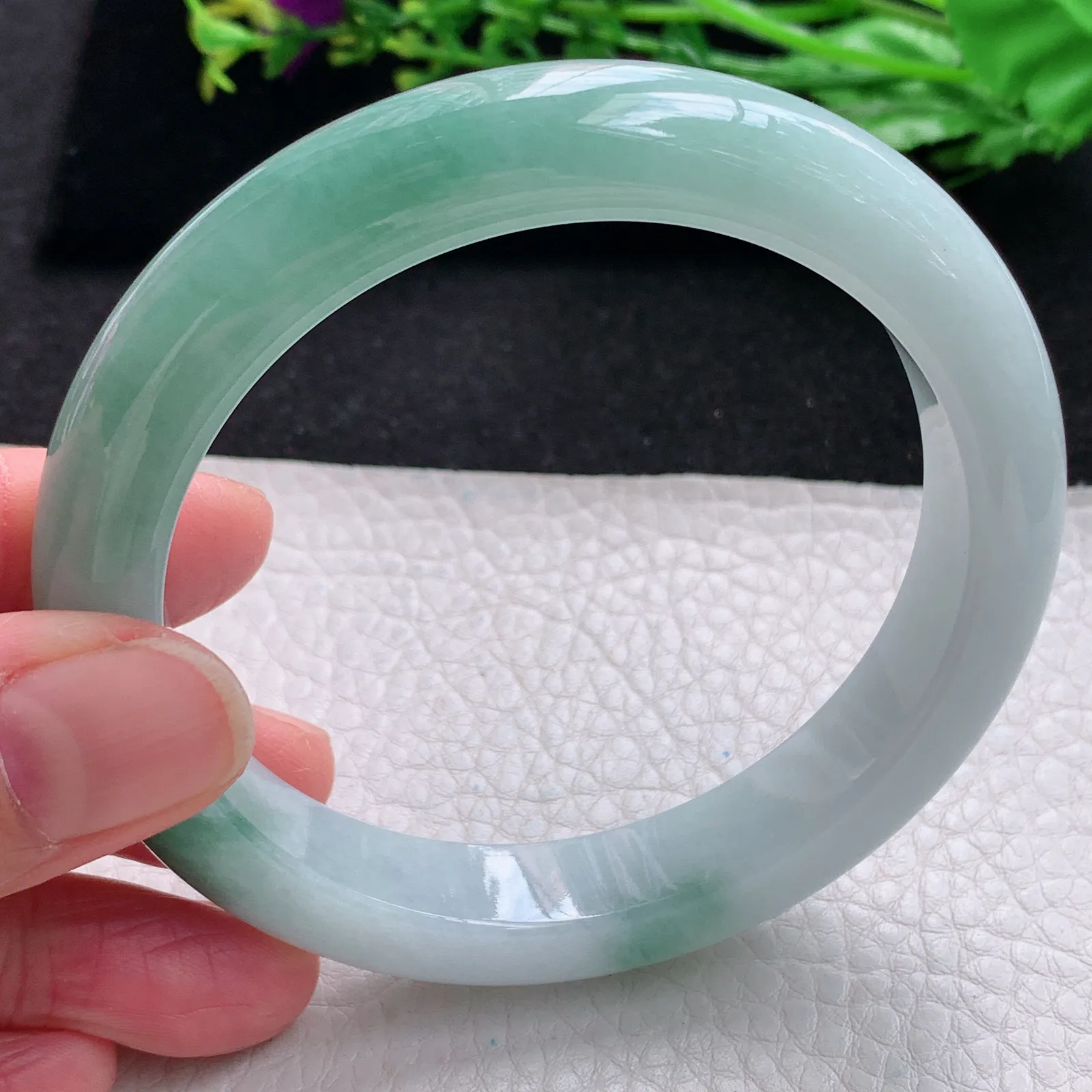 yh大圈口561*12*9平安镯 缅甸翡翠a货玉手镯飘花宽边珠宝玉手环