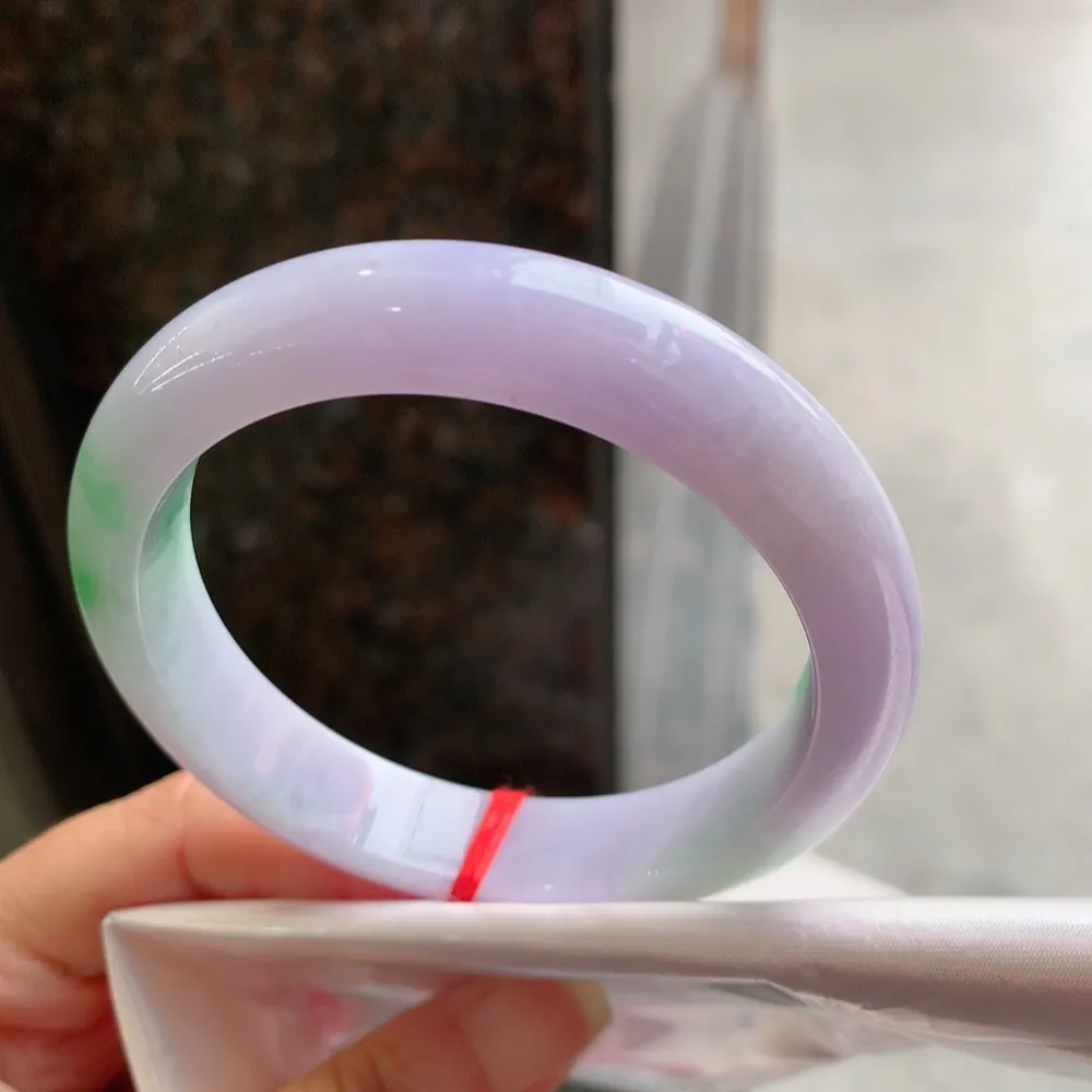 正圈满色春彩 无瑕 尺寸:58.1/12.1/8.5 色好