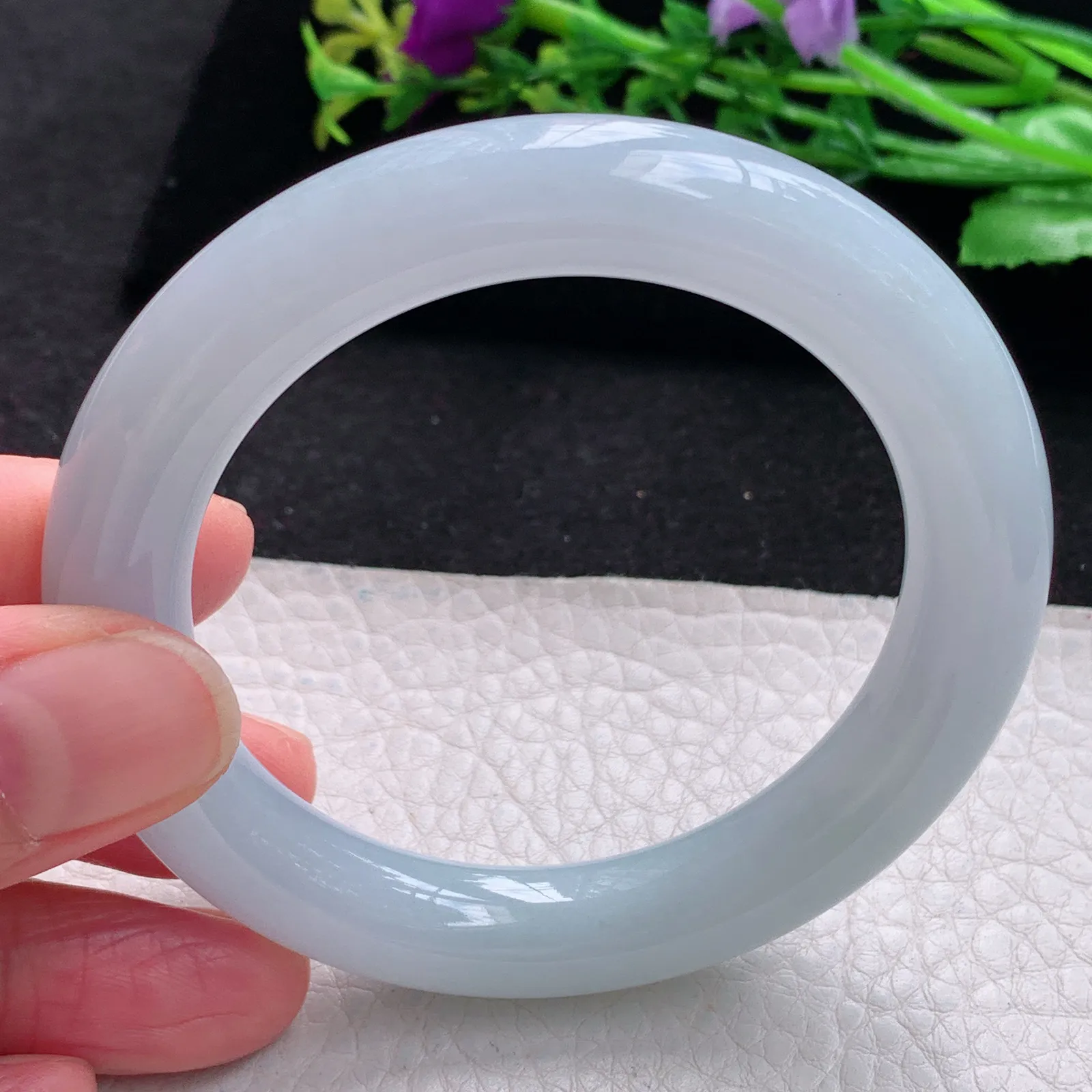 xc自然光53.5*10.8*10.6美人镯 缅甸翡翠a货玉手镯白月光圆条珠宝玉手环