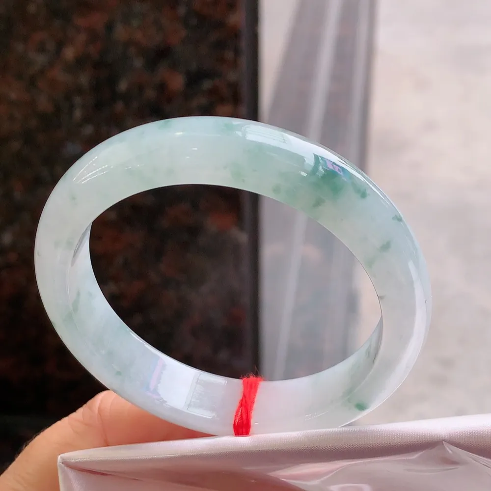 正圈冰飘花 无瑕 尺寸:56.1/12.6/8 花美