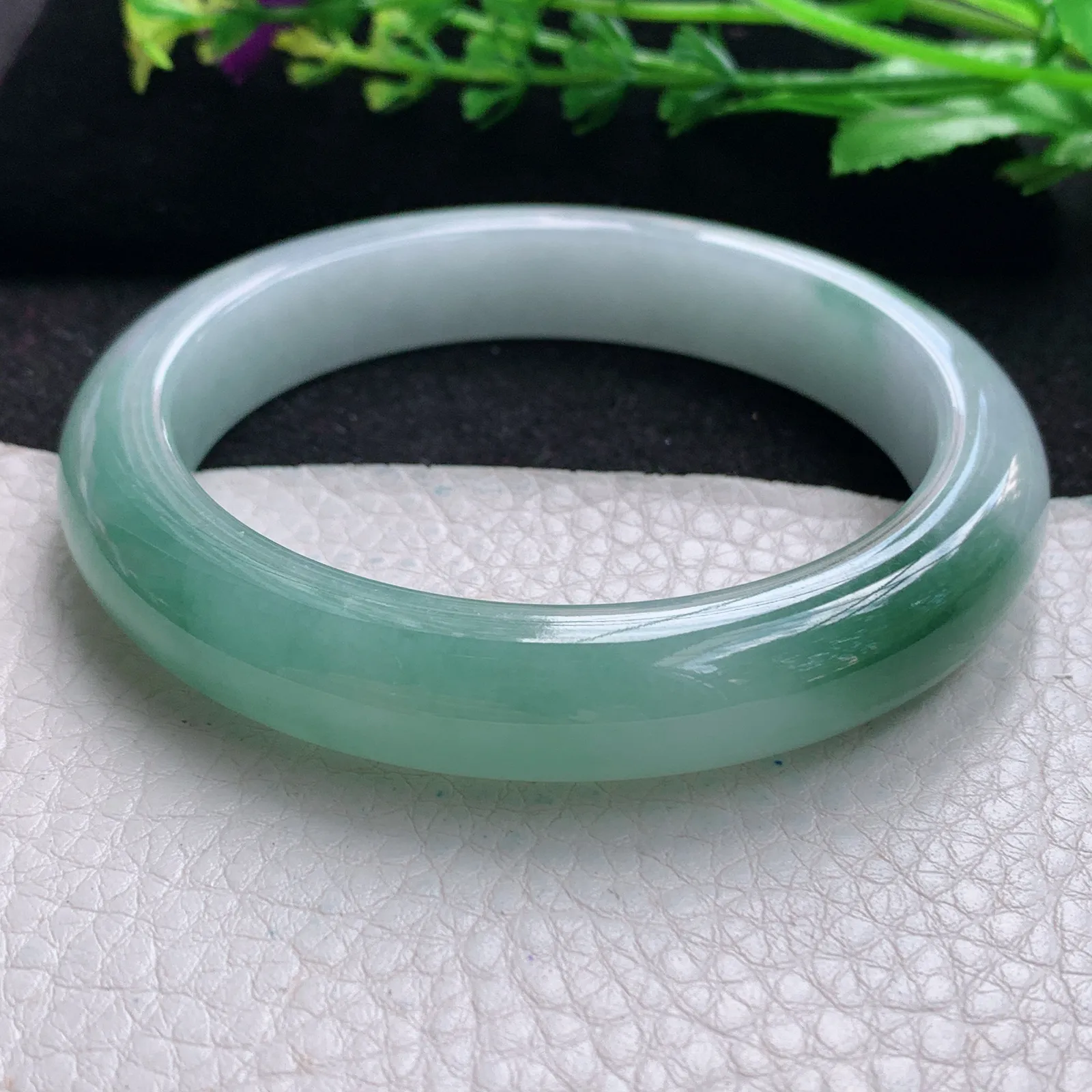 yh大圈口561*12*9平安镯 缅甸翡翠a货玉手镯飘花宽边珠宝玉手环