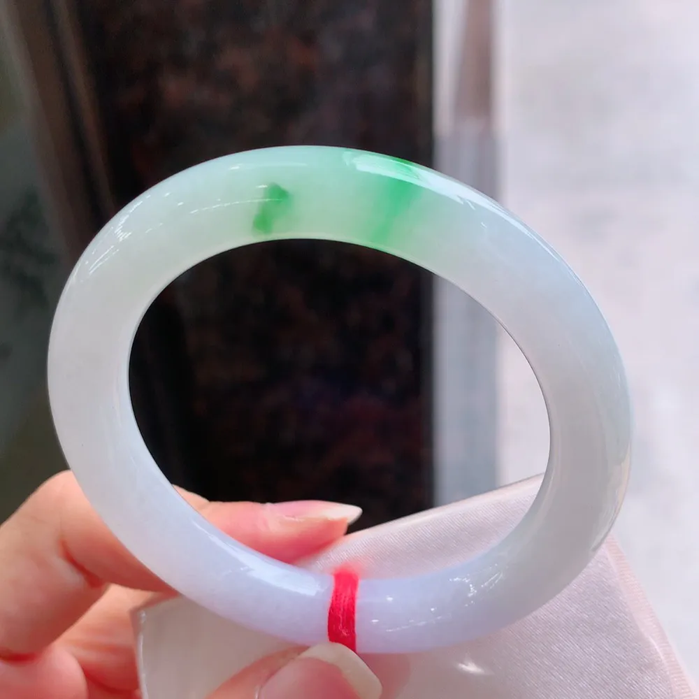 圆条冰春彩 无瑕 尺寸:53.6/9.6 种色兼备