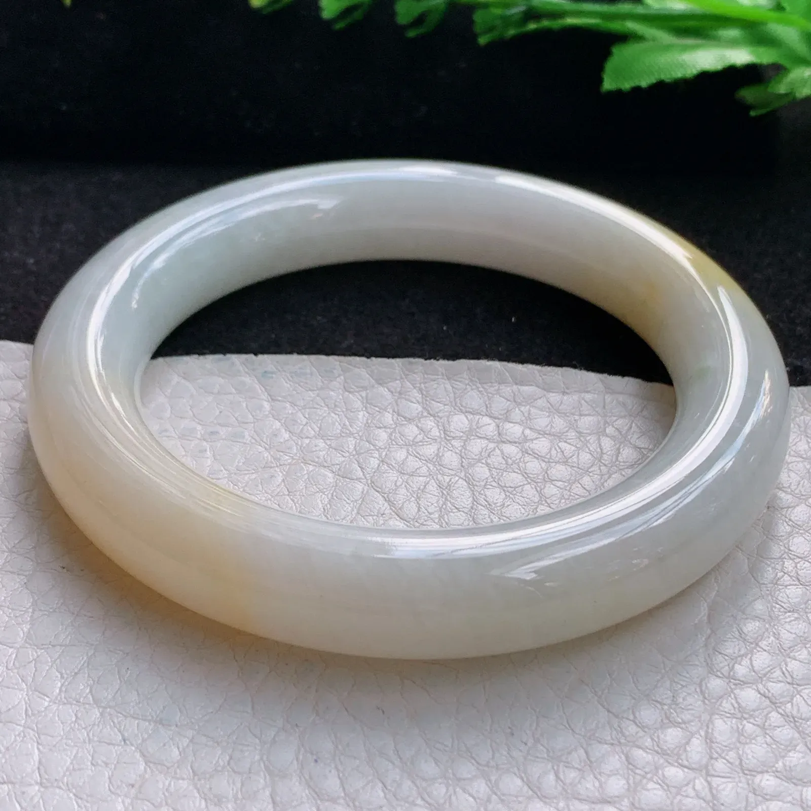 h自然光55*11.5*11.2胖圆镯 缅甸翡翠a货玉手镯双彩圆条珠宝玉手环