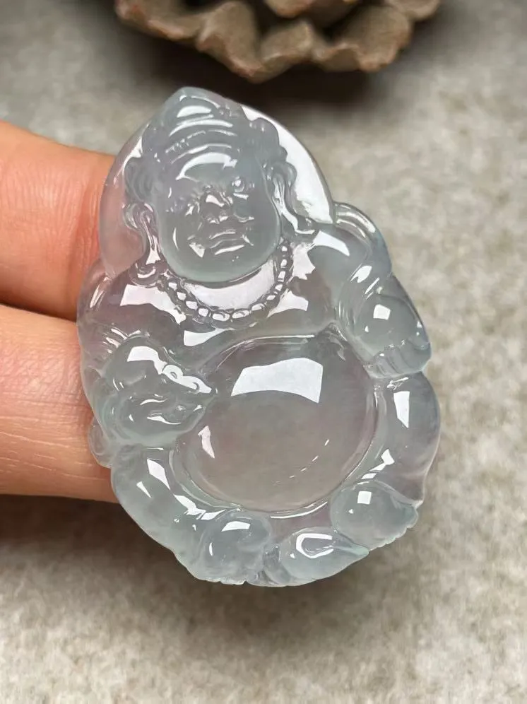 冰种【黄财神】吊坠，种水好，玉质细腻 ，卖相好.