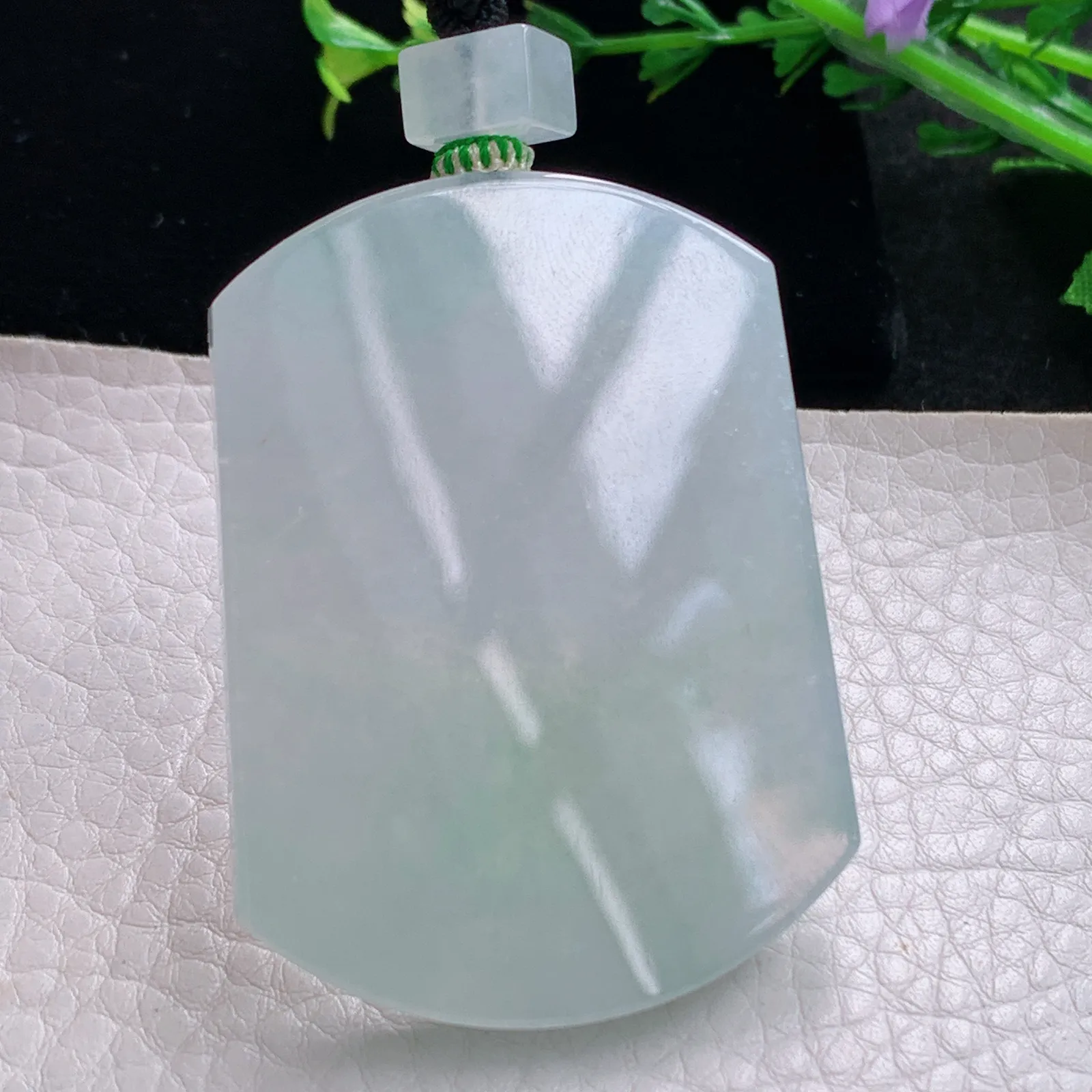 mut自然光52.8*39.5*6.5天然缅甸翡翠冰飘花平安无事牌玉吊坠 玉挂件