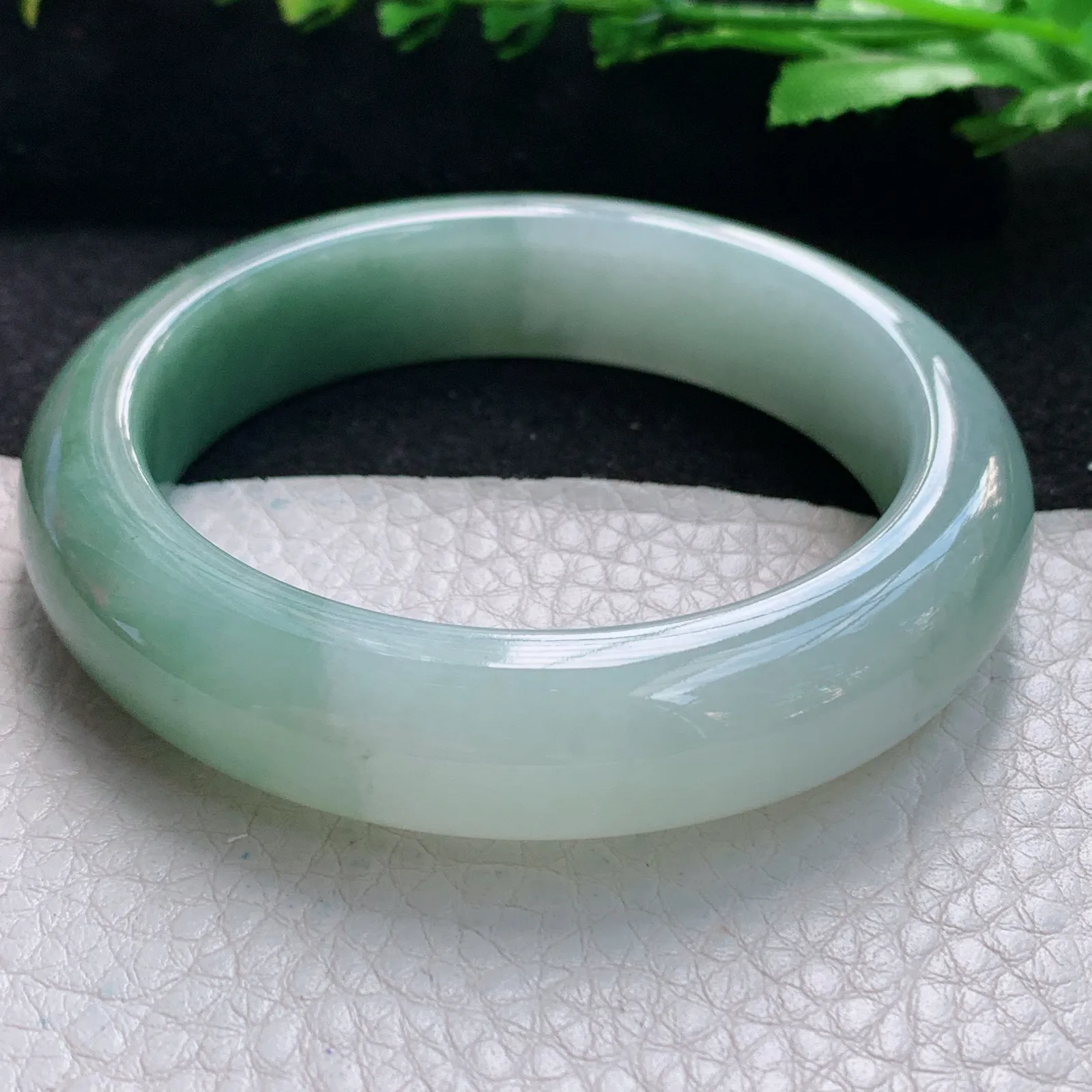 js自然光54*13.5*9.2招财镯 缅甸翡翠a货玉手镯半山水厚装宽边珠宝玉手环