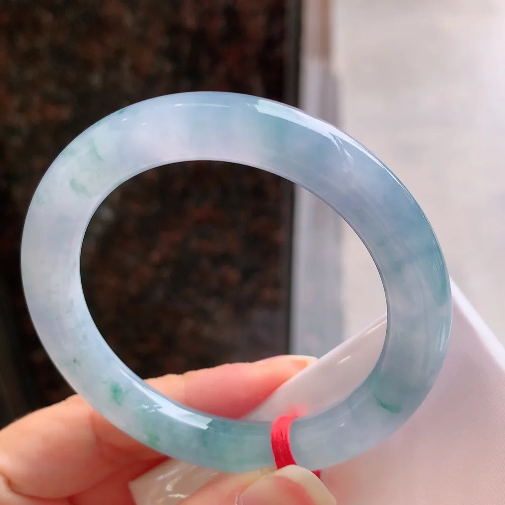 圆条高冰春彩 无瑕 尺寸:52.8/9.5 种色俱佳