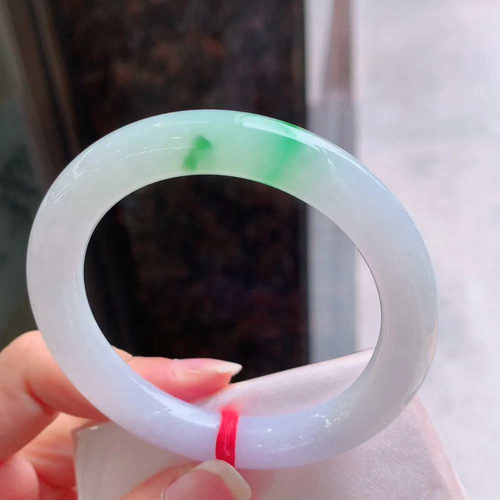 圆条冰春彩 无瑕 尺寸:53.6/9.6 种色兼备