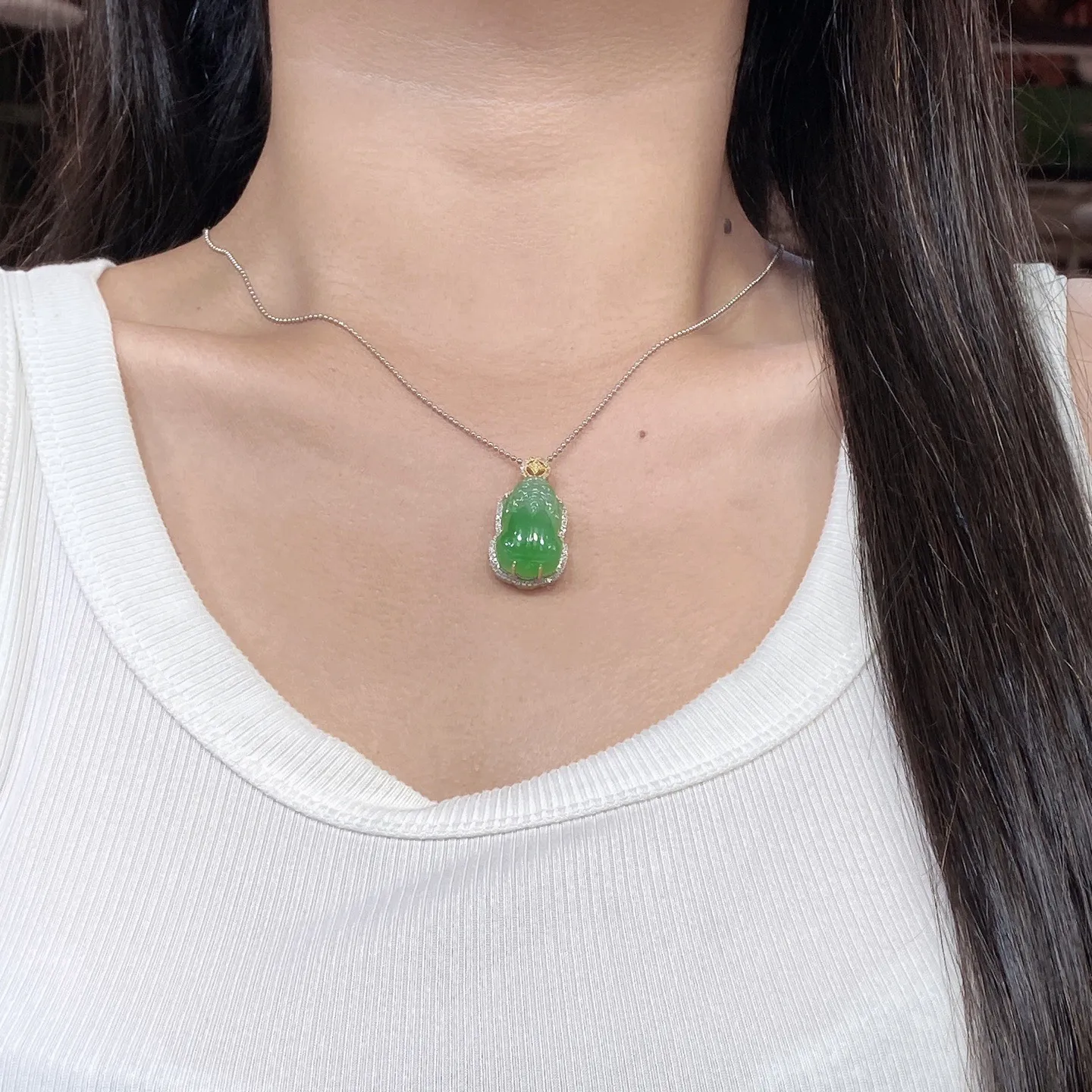 冰润带色貔貅吊坠 尺寸31-15.8-10.6毫米