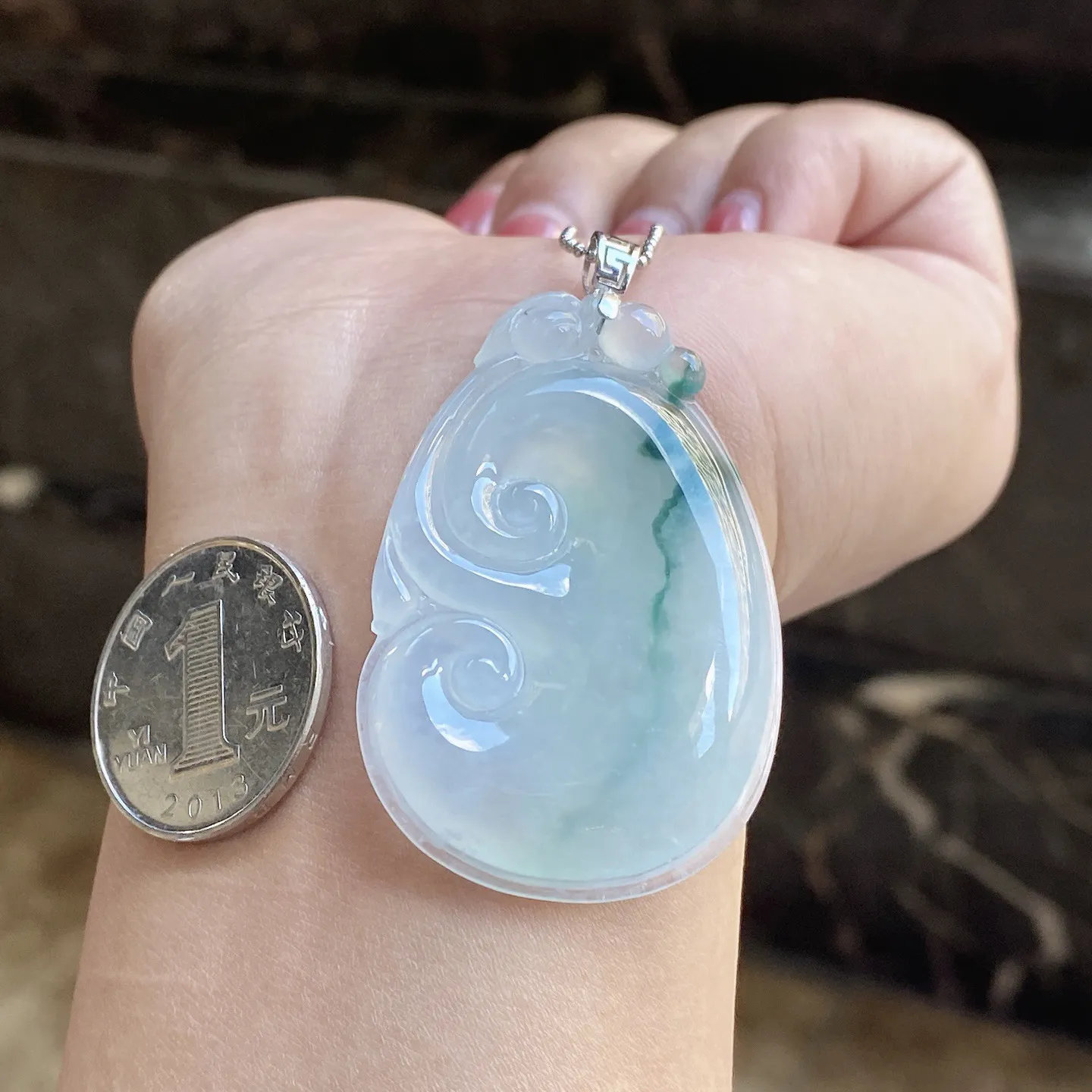 冰种飘花如意吊坠 尺寸55-30.7-6毫米