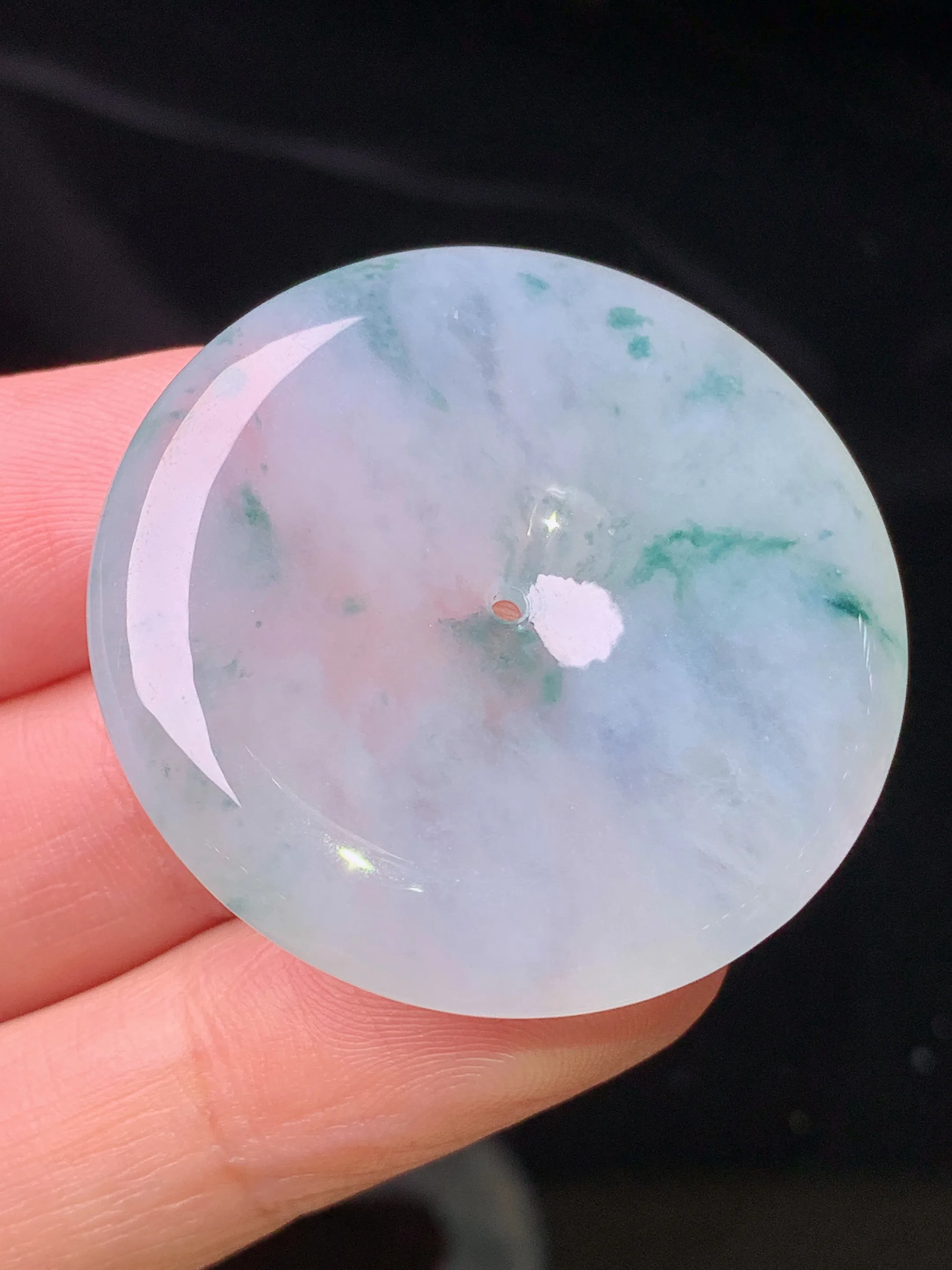 冰种飘绿平安扣吊坠 玉质细腻 色泽清新艳丽 整体尺寸35*6