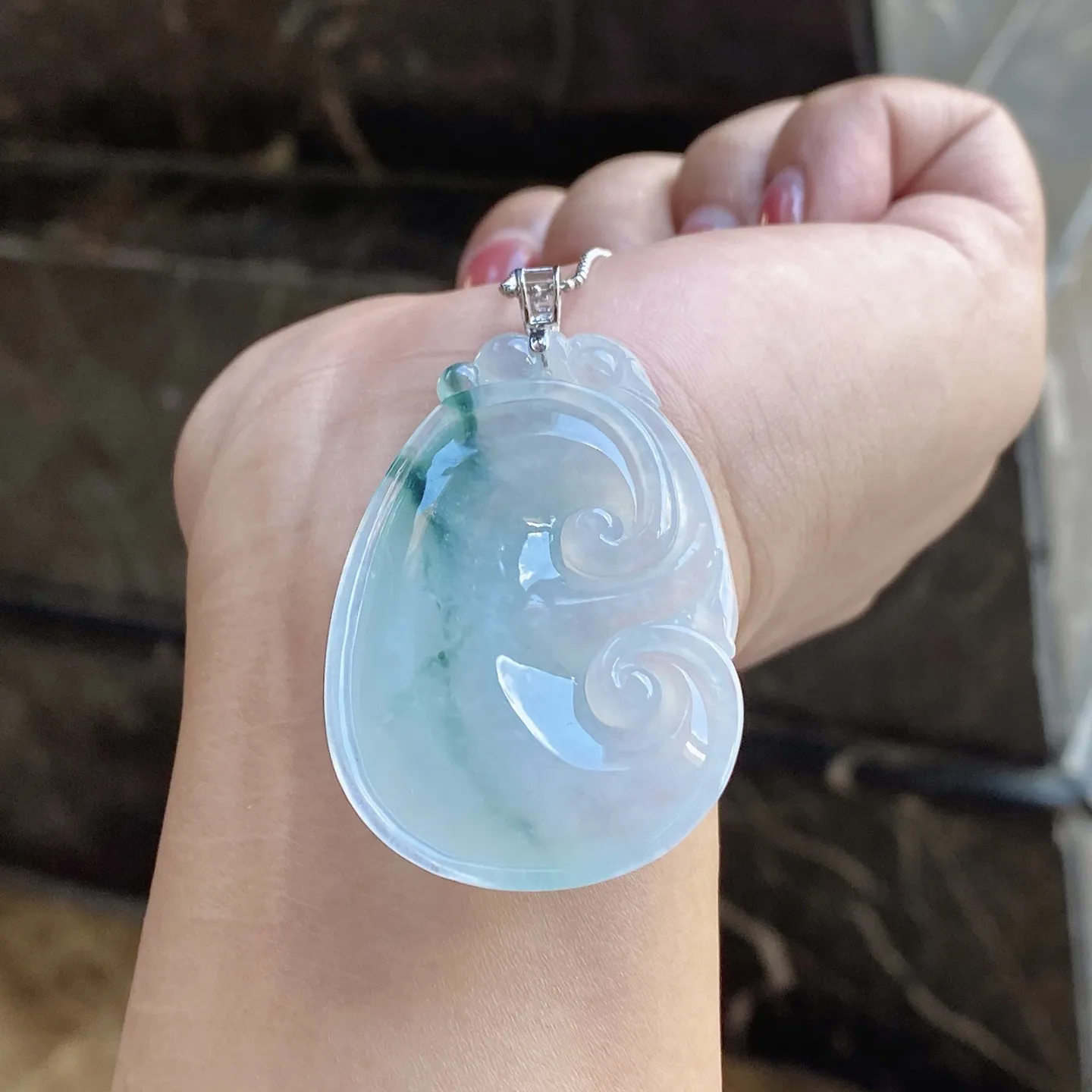 冰种飘花如意吊坠 尺寸55-30.7-6毫米