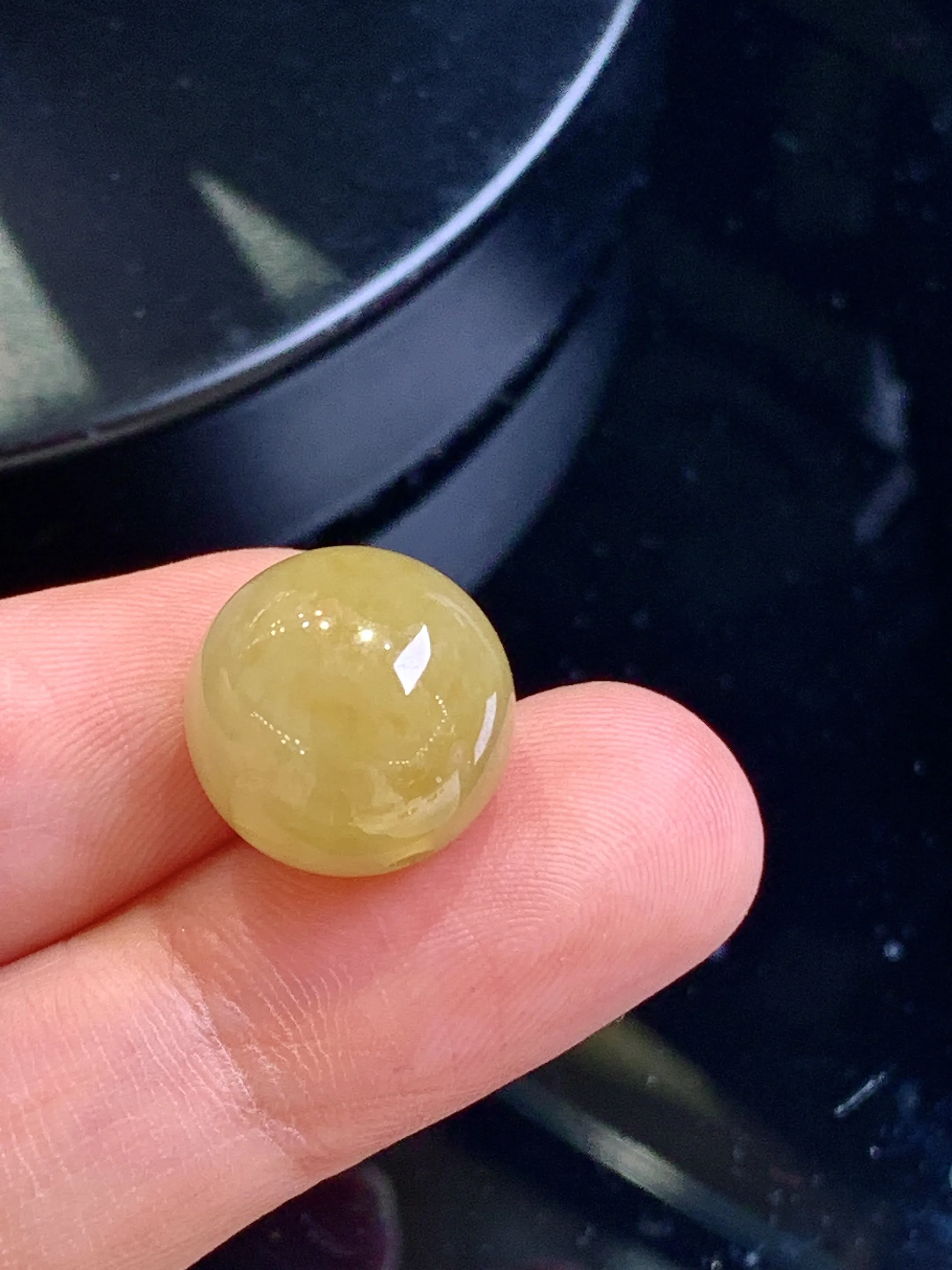 黄翡圆珠 玉质细腻 色泽清新艳丽 整体尺寸13