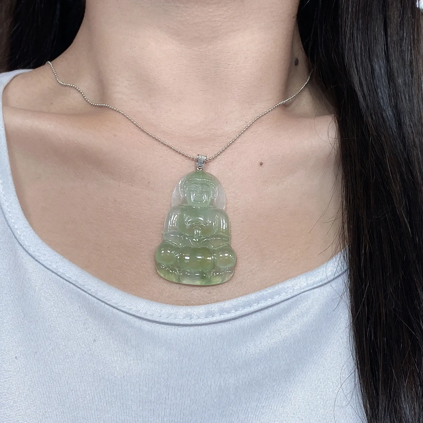 冰种晴底观音吊坠 尺寸63.5-34-5.1毫米