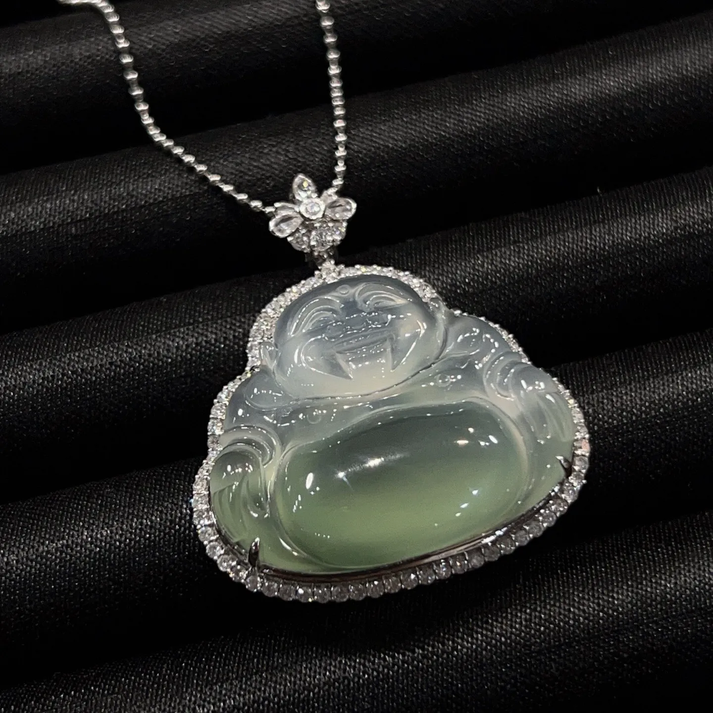 冰种晴绿佛公吊坠 尺寸37.5-32.5-11.2毫米