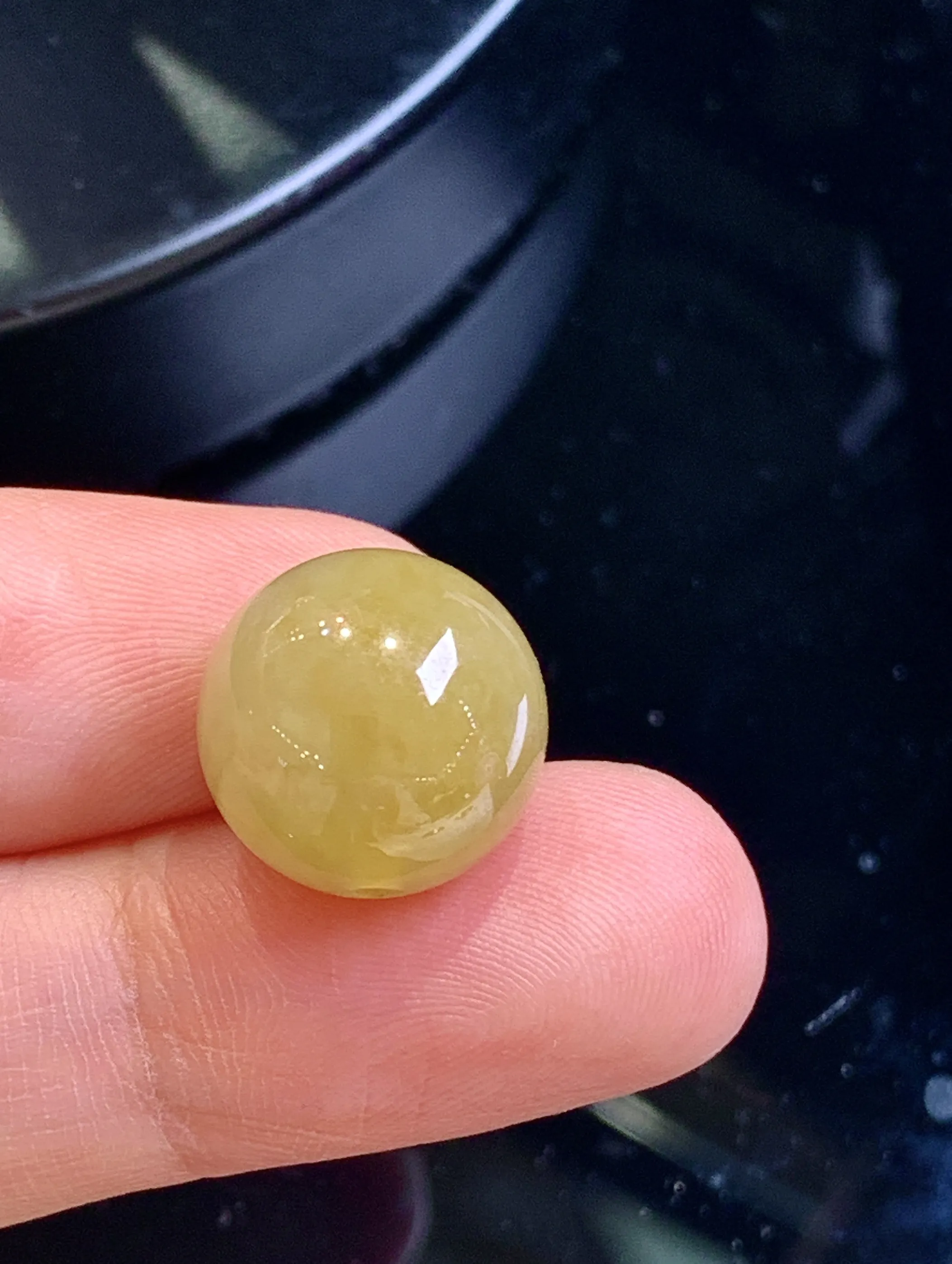 黄翡圆珠 玉质细腻 色泽清新艳丽 整体尺寸13