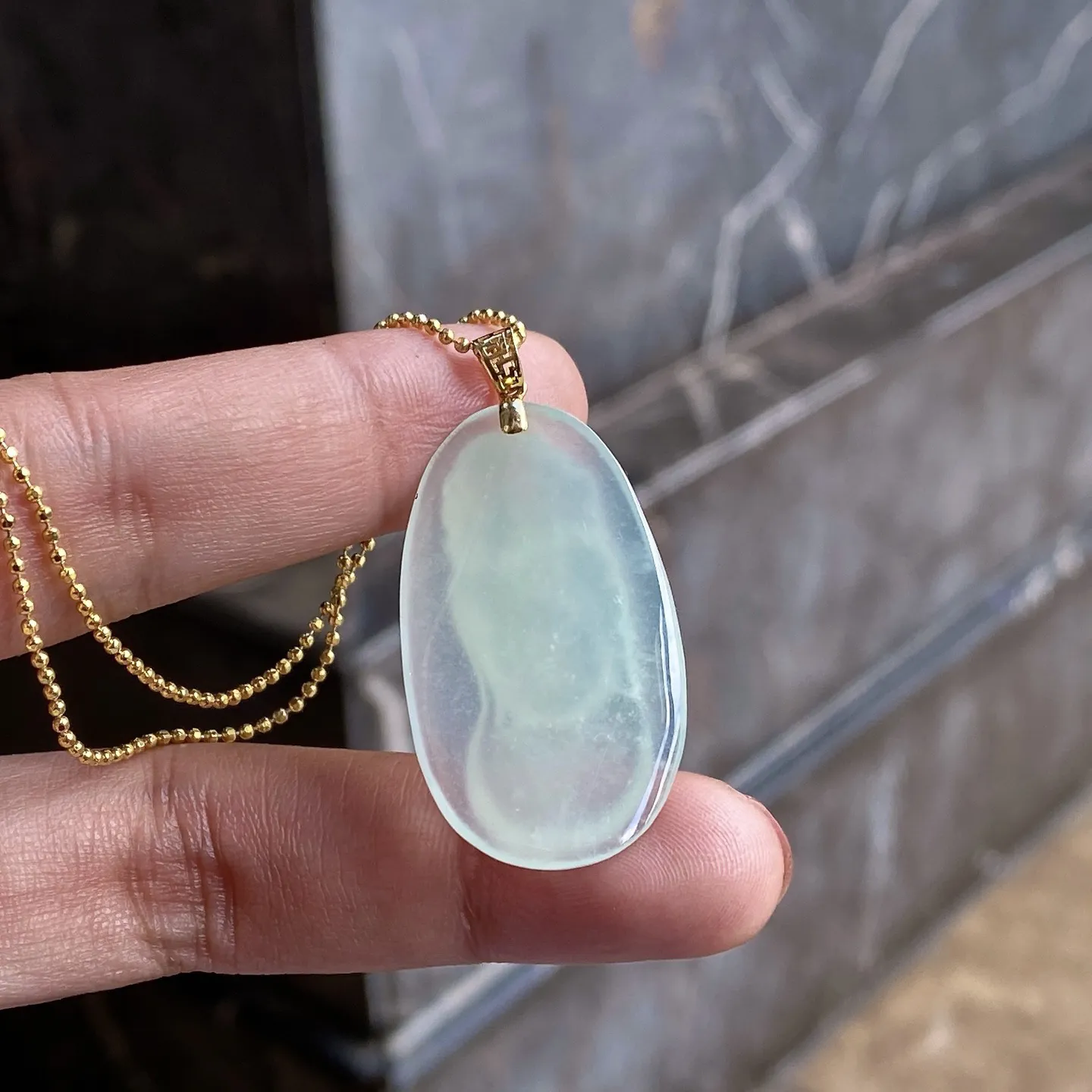 冰晴观音吊坠 尺寸40.6-20.7-8毫米