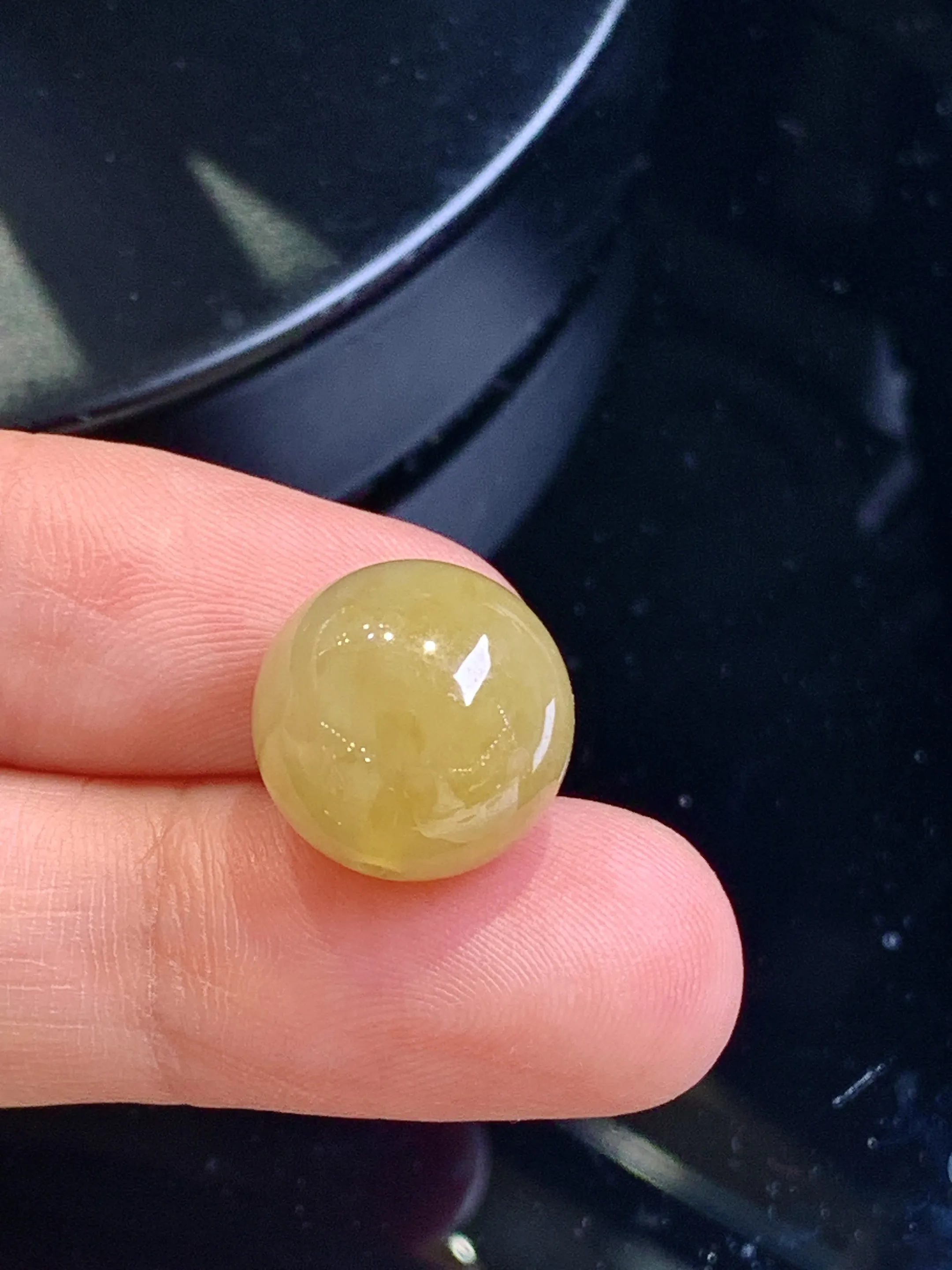 黄翡圆珠 玉质细腻 色泽清新艳丽 整体尺寸13
