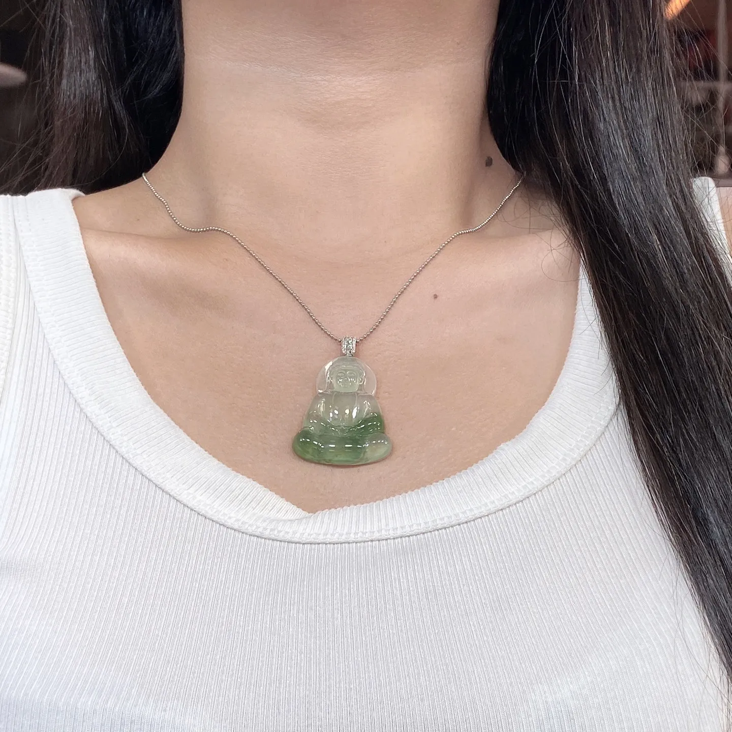 冰种飘花观音吊坠 尺寸44.9-29-5毫米