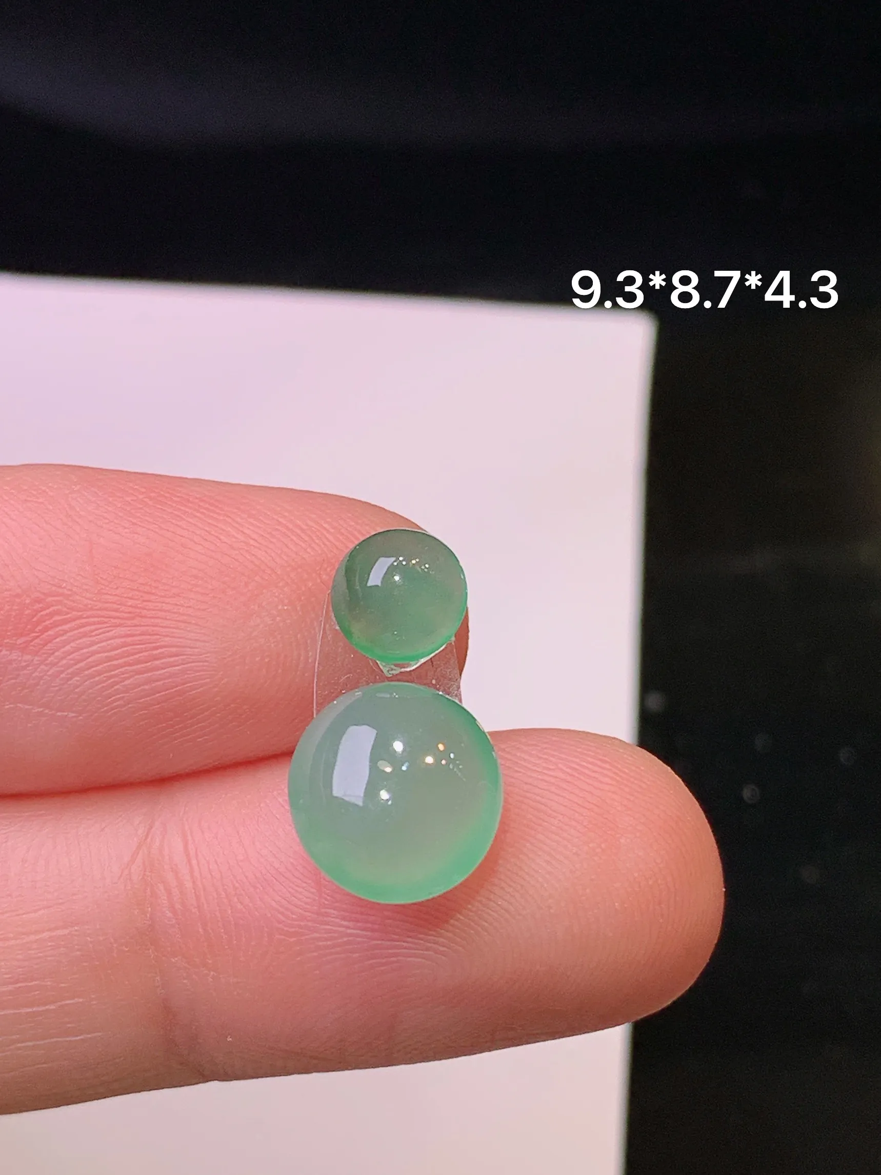 镶嵌款 冰种蛋面吊坠 玉质细腻 色泽清新艳丽 整体尺寸9.3*8.7*4.3