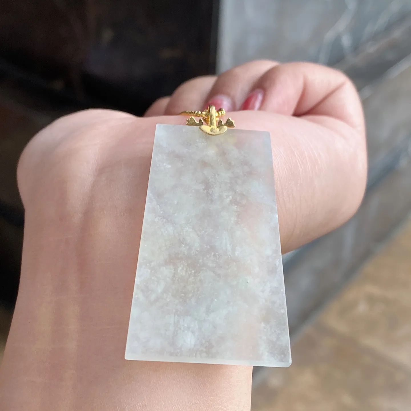 冰种雪花棉无事牌吊坠 尺寸53.4-26.9-3.4毫米