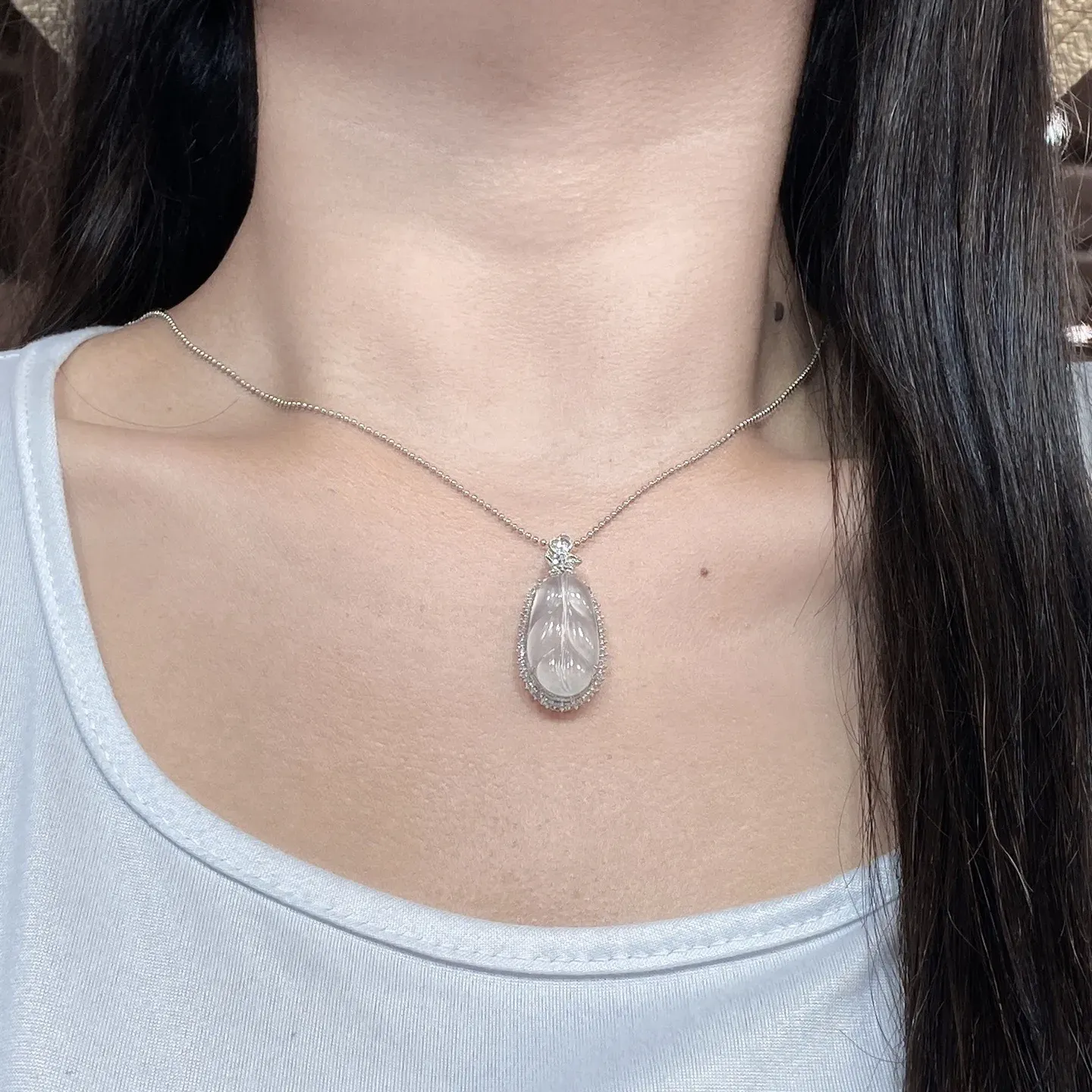 冰种叶子吊坠 尺寸34.1-16.2-8.8毫米