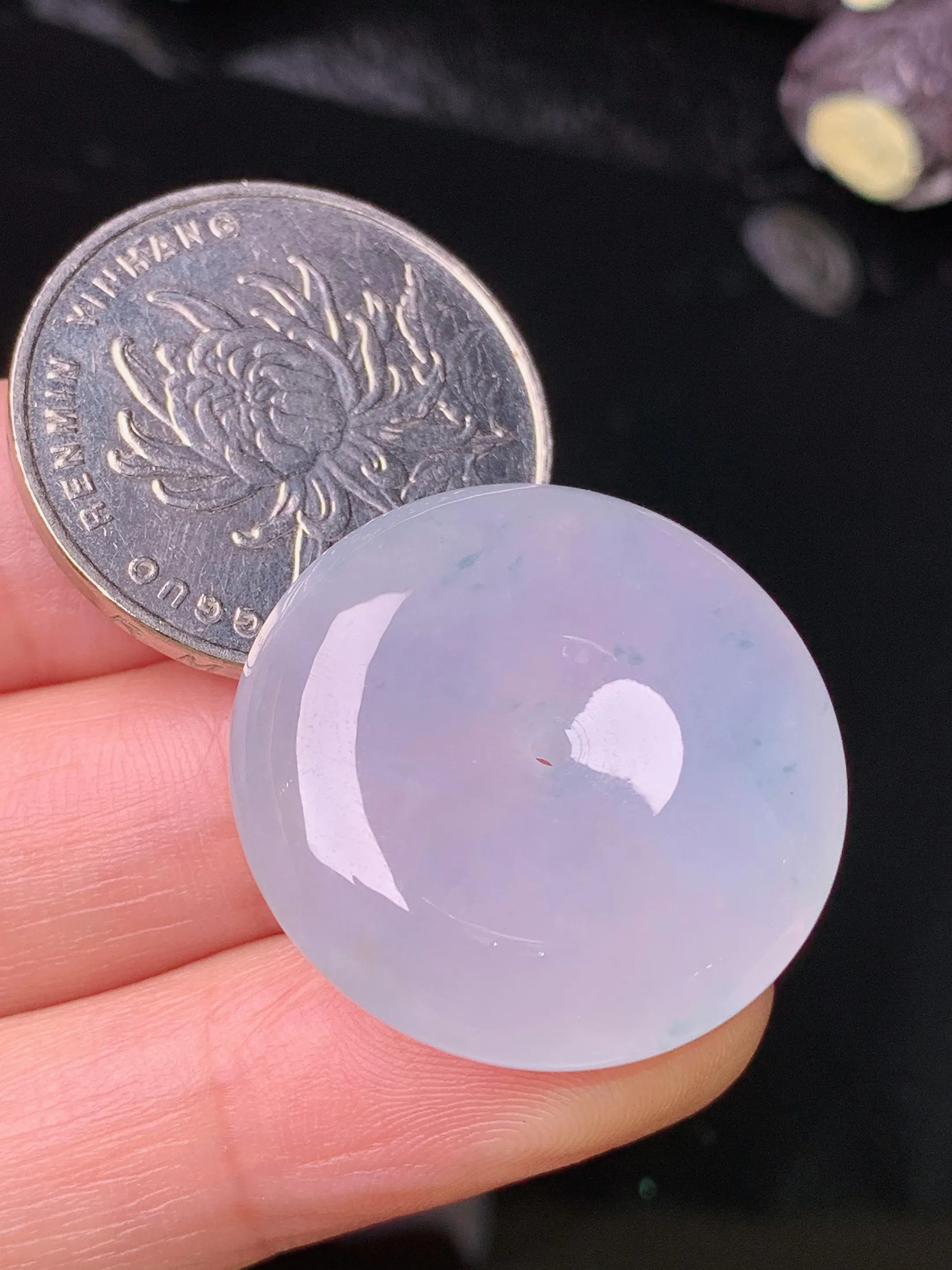 冰种平安扣吊坠 玉质细腻 色泽清新艳丽 整体尺寸26*7.5