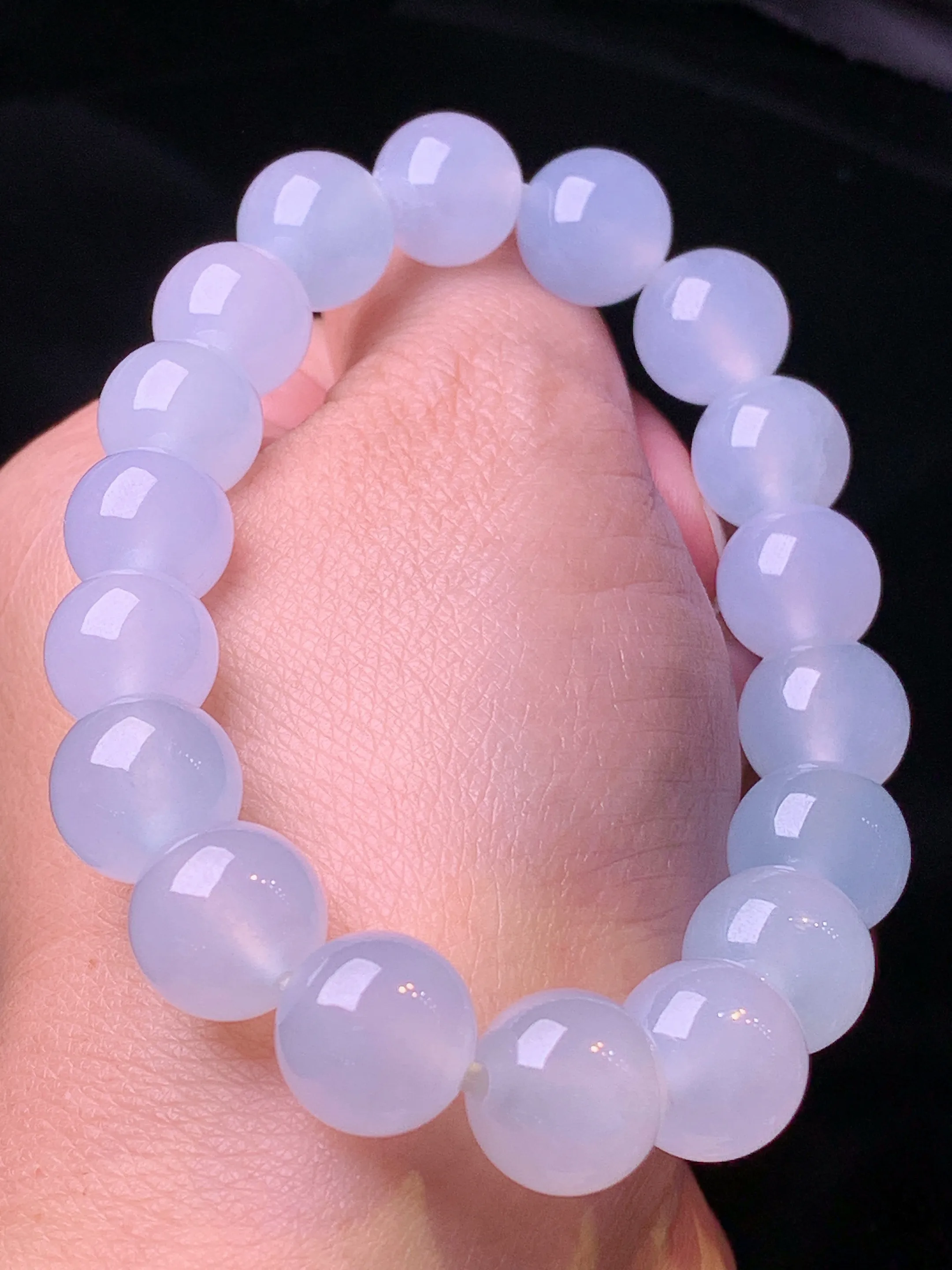 冰种圆珠手链 玉质细腻 色泽清新艳丽 整体尺寸11