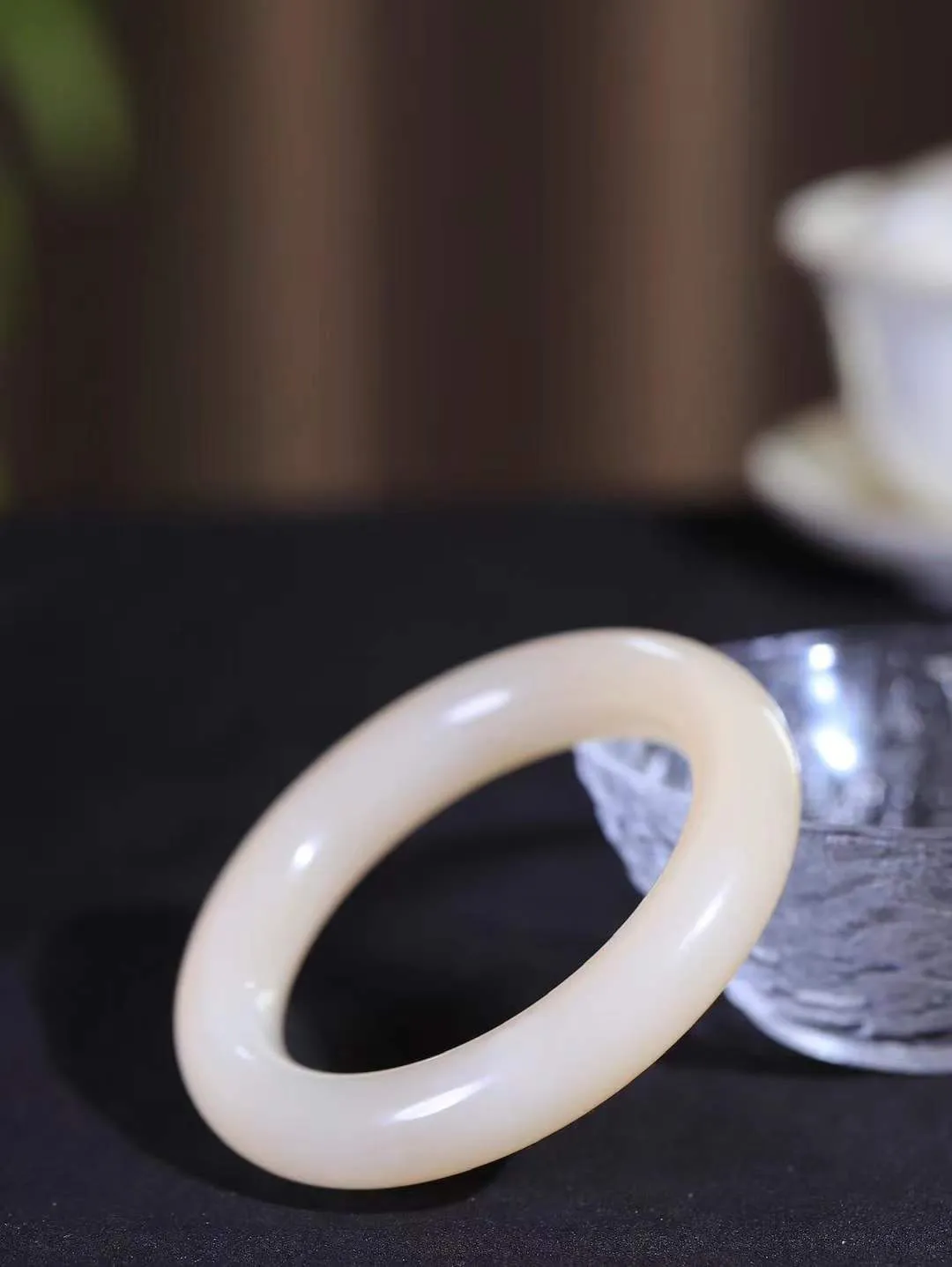 【粉黛.手镯】

精品️和田玉藕粉手镯
仙女藕粉手镯
馥郁芬芳 油糯饱满
气质温婉尔雅 甜甜的藕