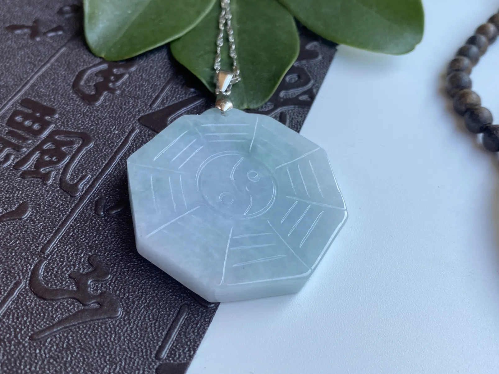 推荐【淡色春彩八卦牌】平安无事牌，种好，淡色春彩，糯糯的，品相佳，性价比超高，超值～～不含链