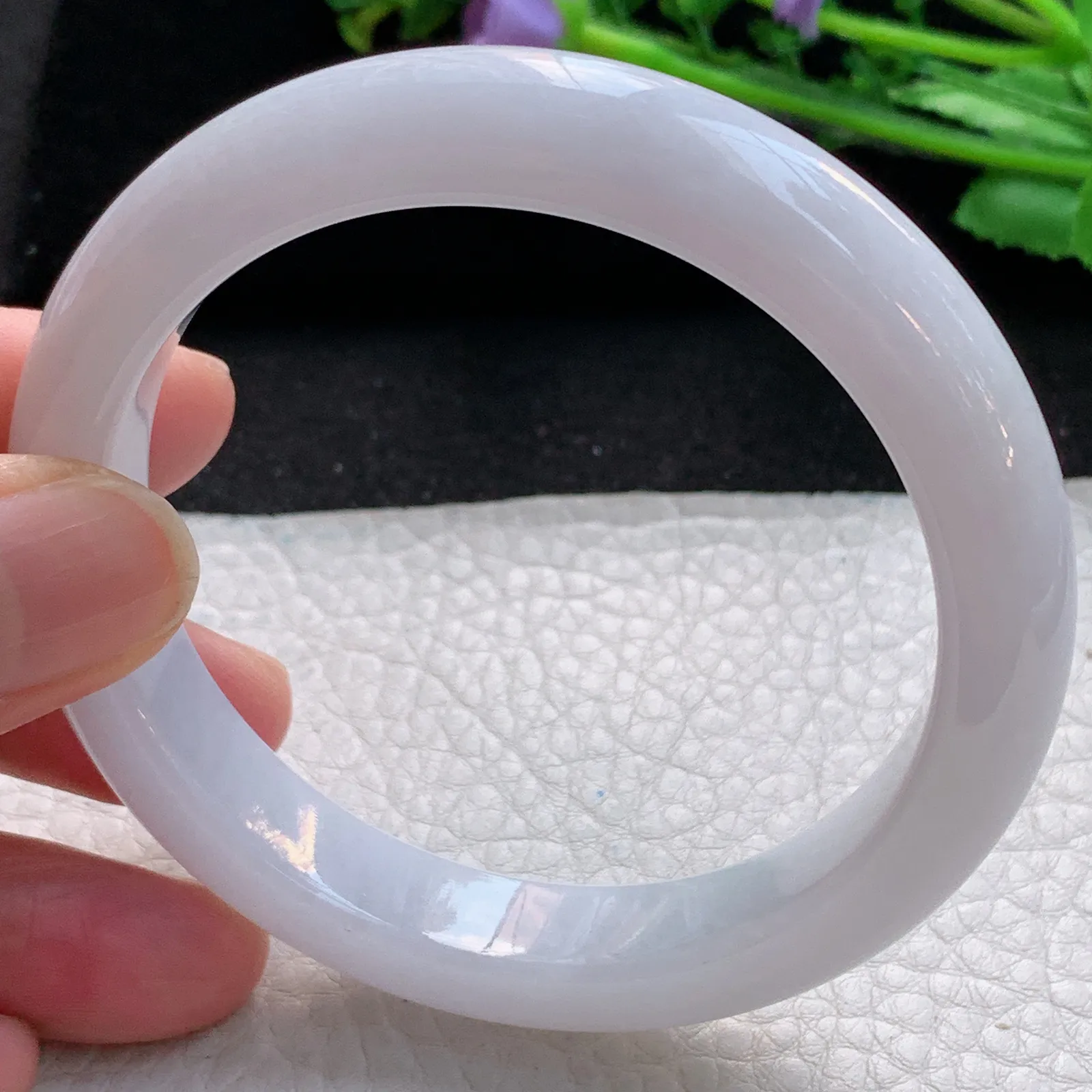 z自然光58*11.8*8.3平安镯 缅甸翡翠a货玉手镯淡紫底宽边珠宝玉手环