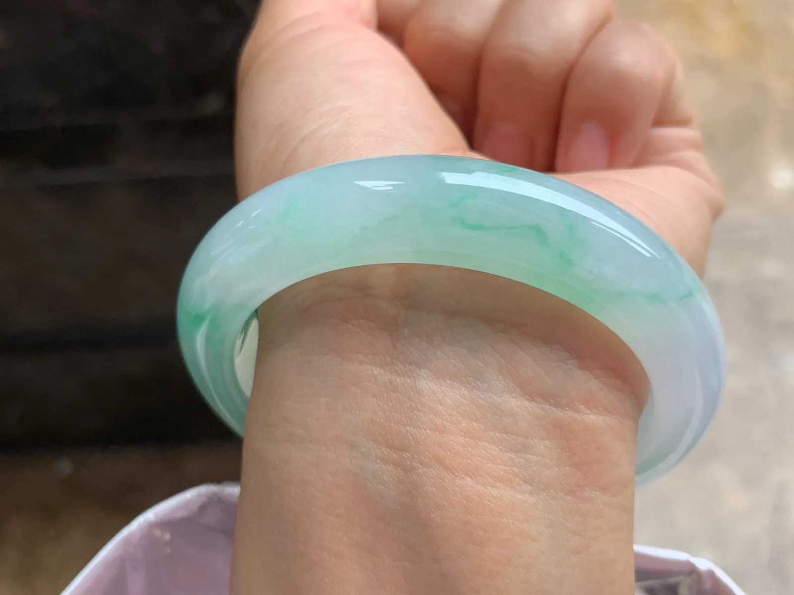 56-12.4-9.5mm
带色手镯 有种有色