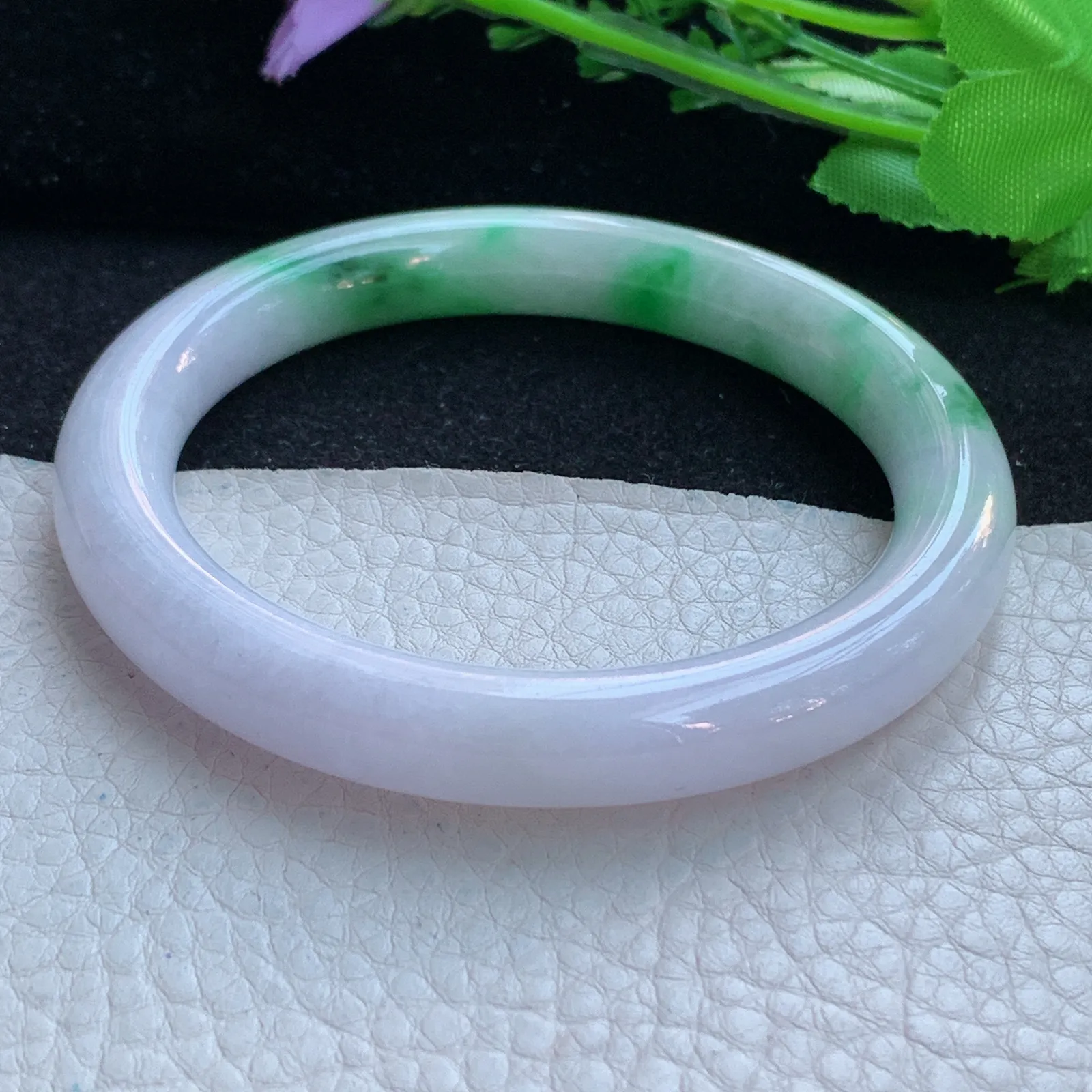 yh自然光59*10*9.6美人镯 缅甸翡翠a货玉手镯春带彩圆条玉手环