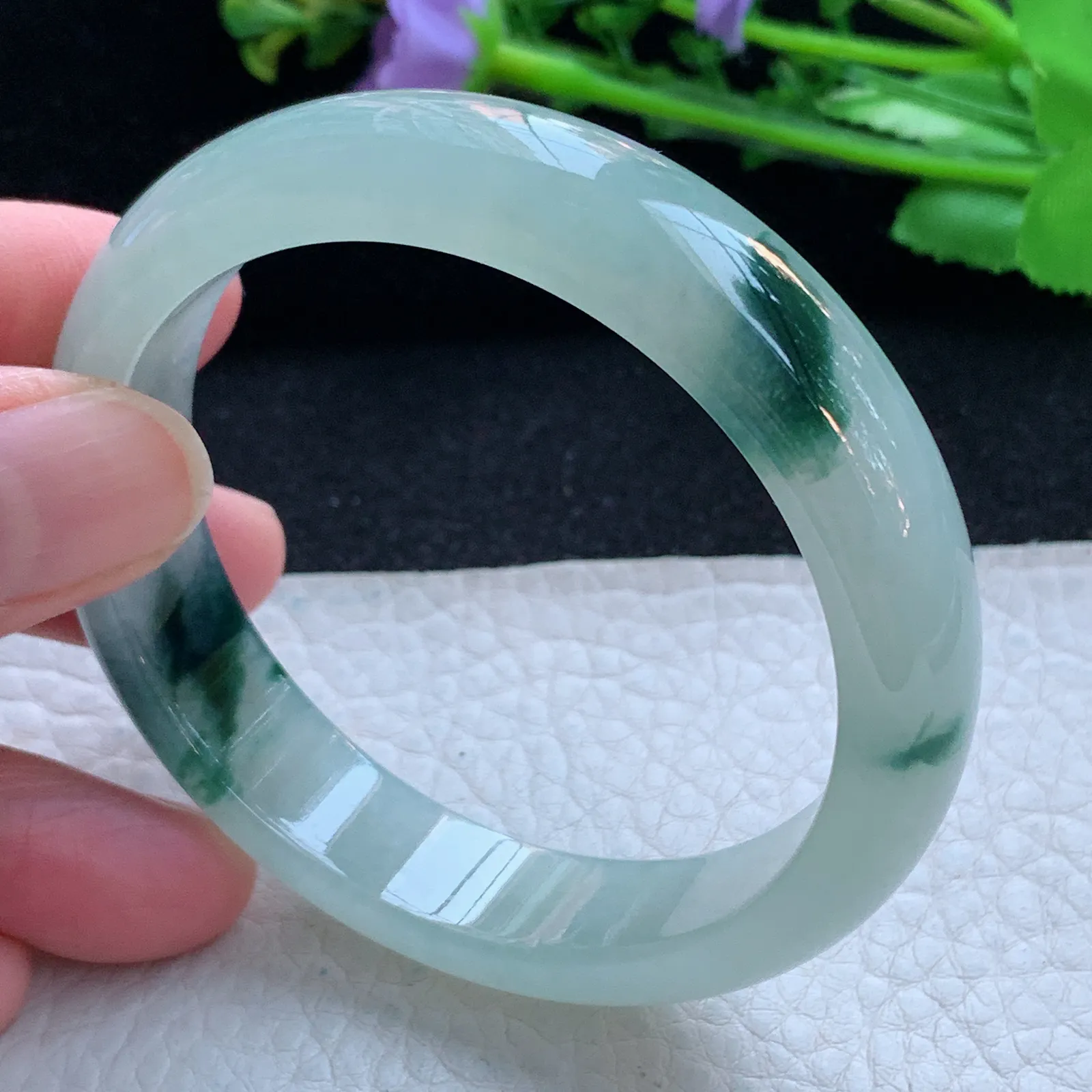 js自然光54.5*12.8*7.2平安镯 缅甸翡翠a货玉手镯冰透飘花宽边玉手环