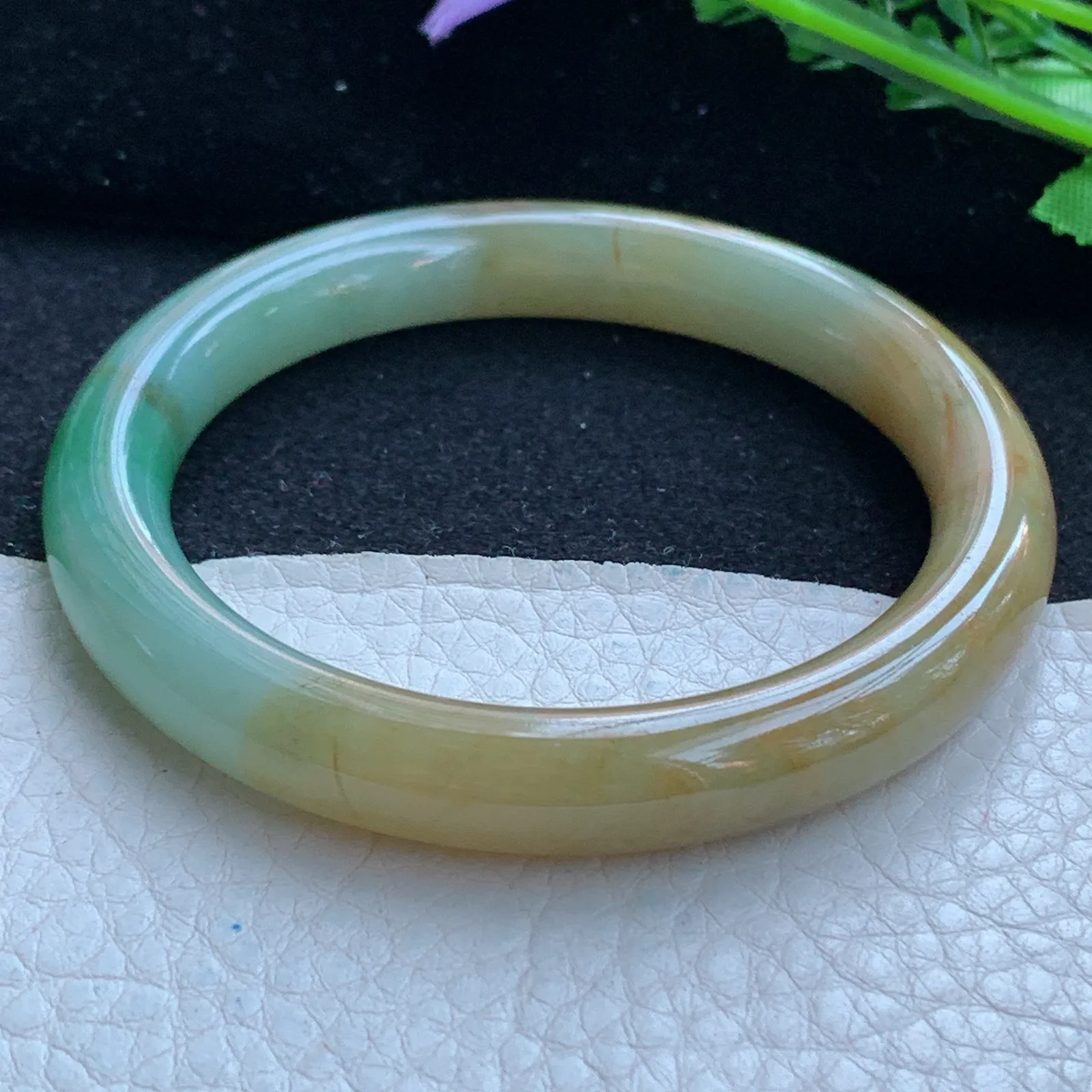 h自然光54.5*9.5*9叮当镯 缅甸翡翠a货玉手镯冰三彩圆条玉手环