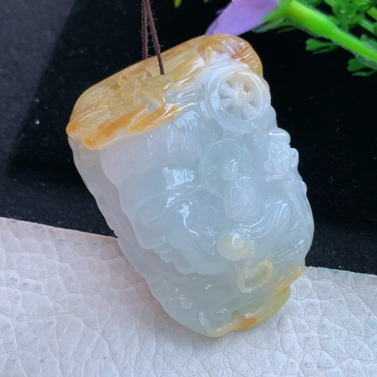lz自然光52.8*37.3*16.8缅甸翡翠精雕普度众生玉吊坠 玉挂件