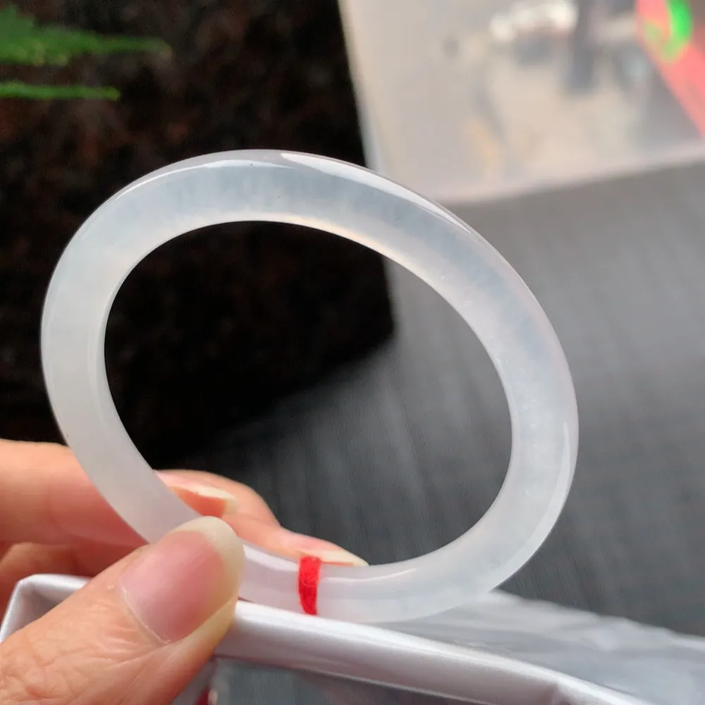 圆条冰玻种白月光 无瑕 尺寸:53.1/6.7 种水好