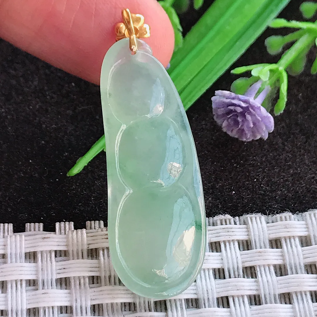 天然a货翡翠34.3/12.8/4.8老坑18k金镶嵌冰晴绿四季豆吊坠翡翠玉挂件