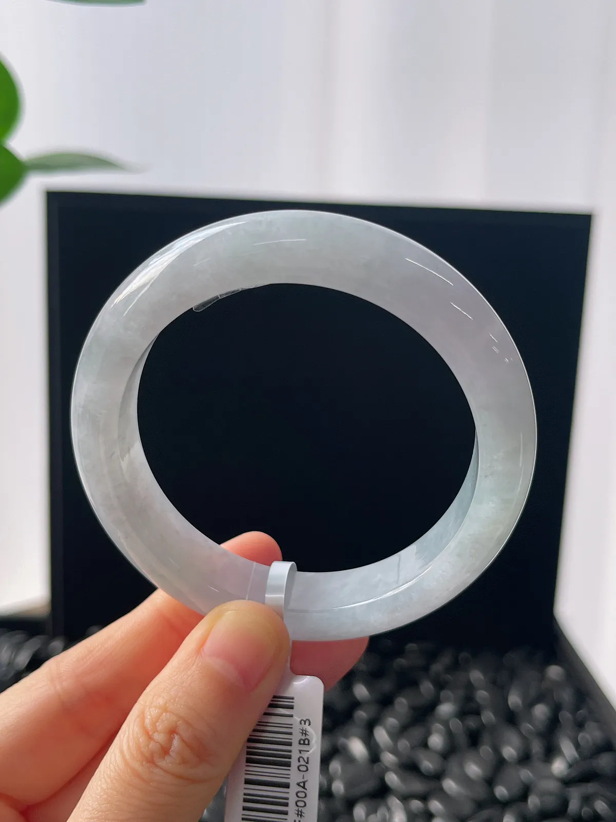 正圈53.8圈口，翡翠糯化种春带彩手镯