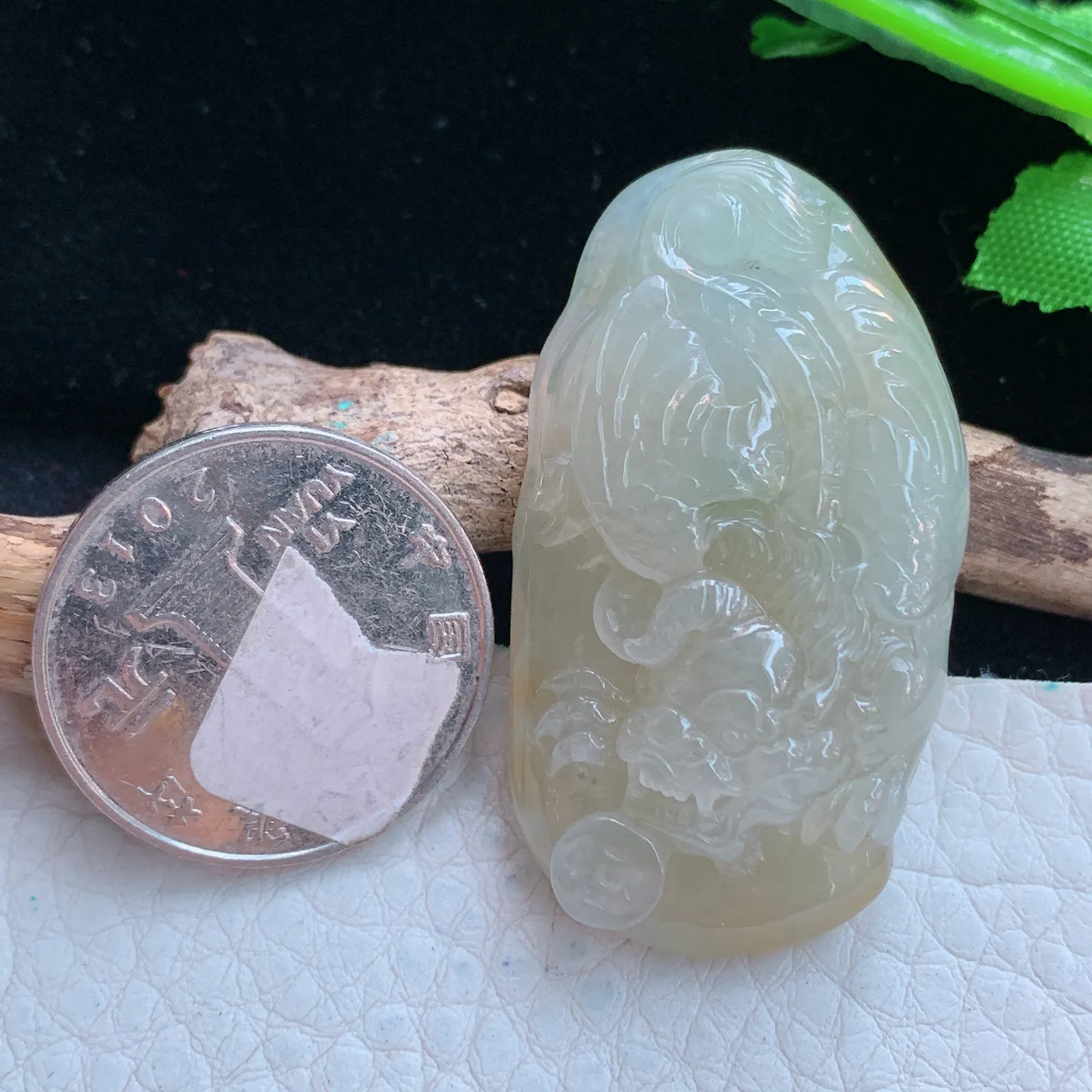 lz自然光43.5*23.5*10.6缅甸翡翠精雕如虎添翼 生肖虎玉吊坠 玉挂件