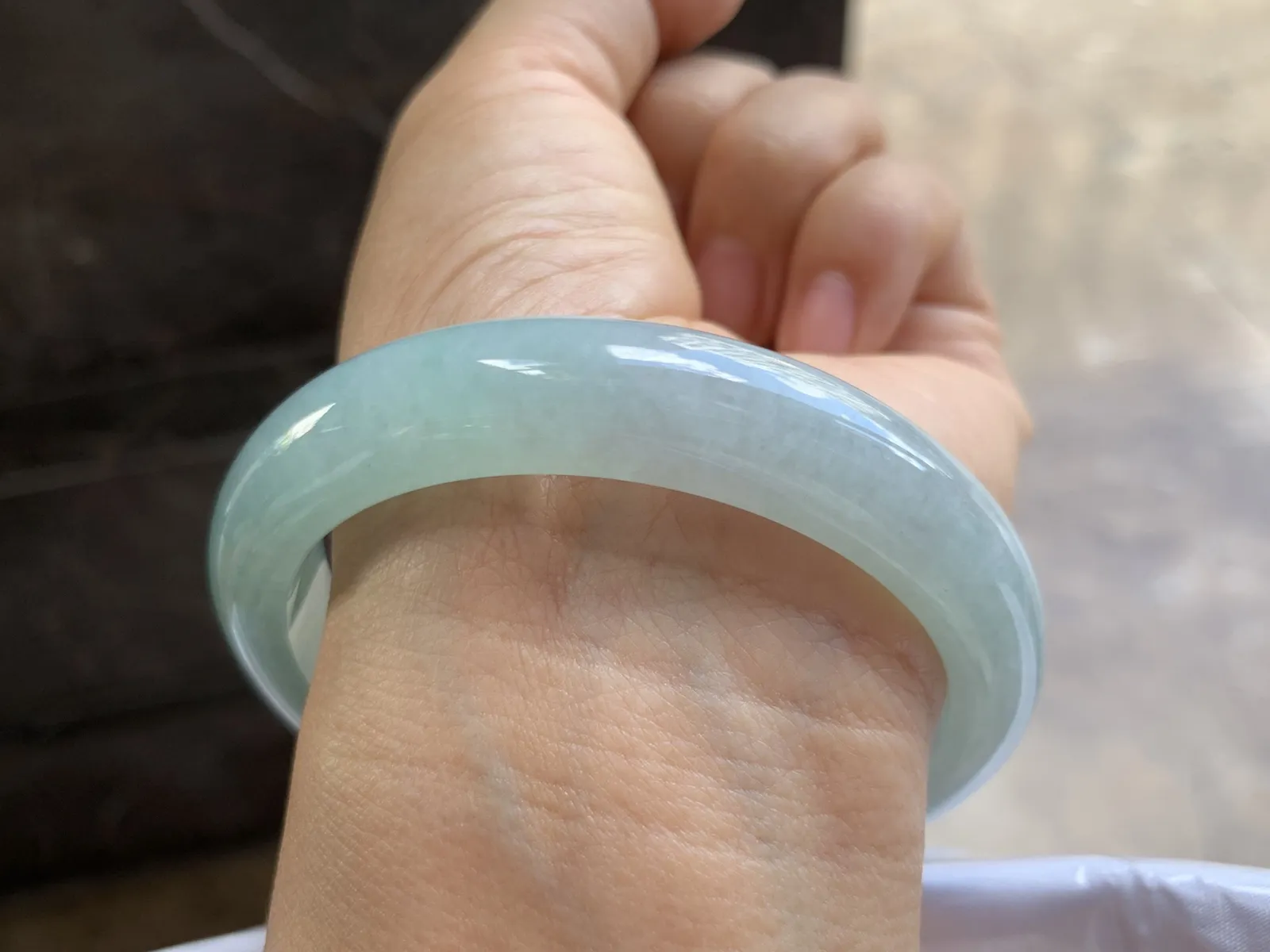 58-12-8.3mm
冰种晴水手镯 水润光泽 清新 推荐