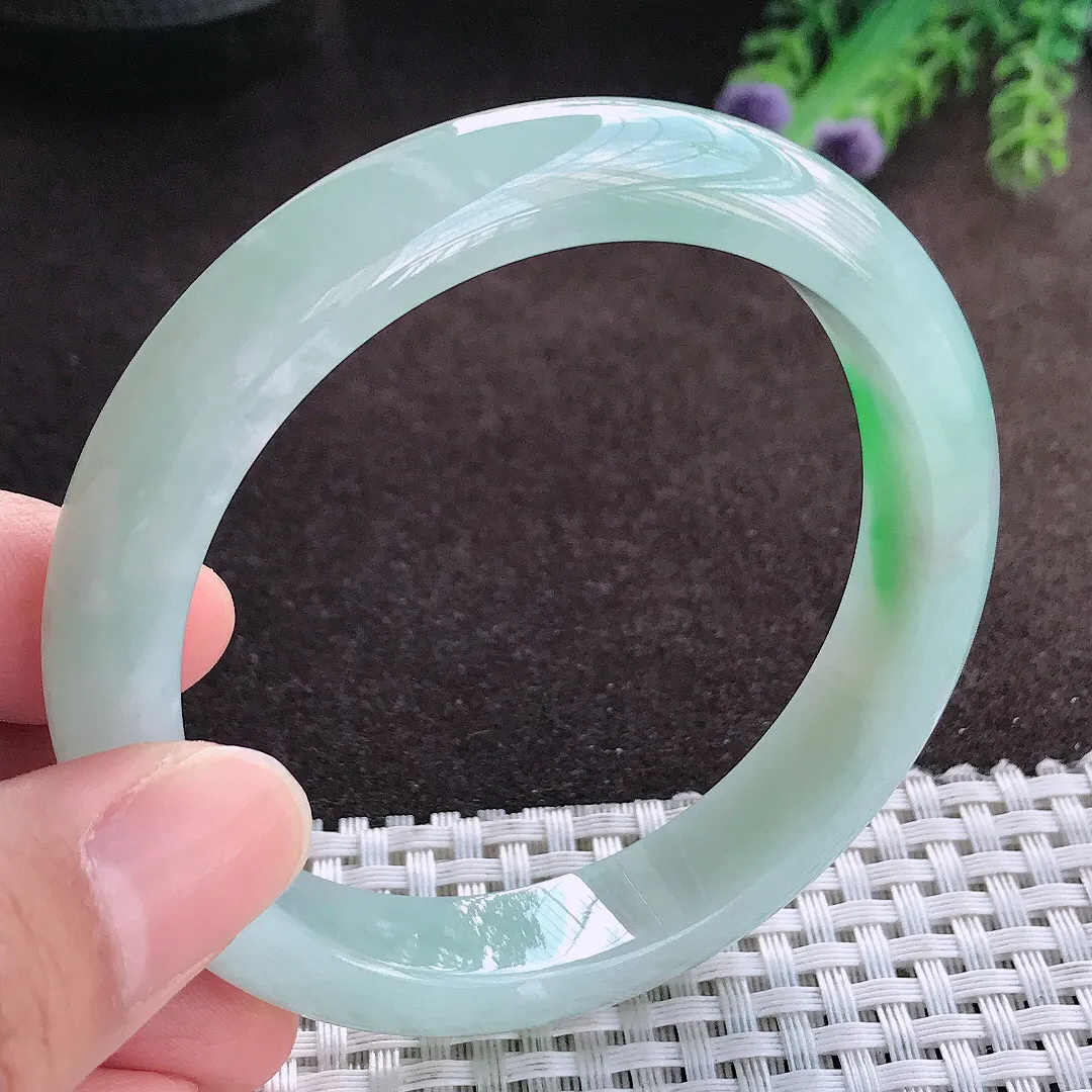天然a货翡翠58.5/12.1/8.2老坑冰胶果冻飘阳绿手镯宽边玉手镯