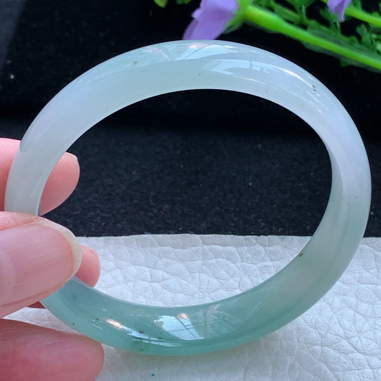 h自然光55*12*6.7平字镯 缅甸翡翠a货玉手镯冰透飘花宽边玉手环