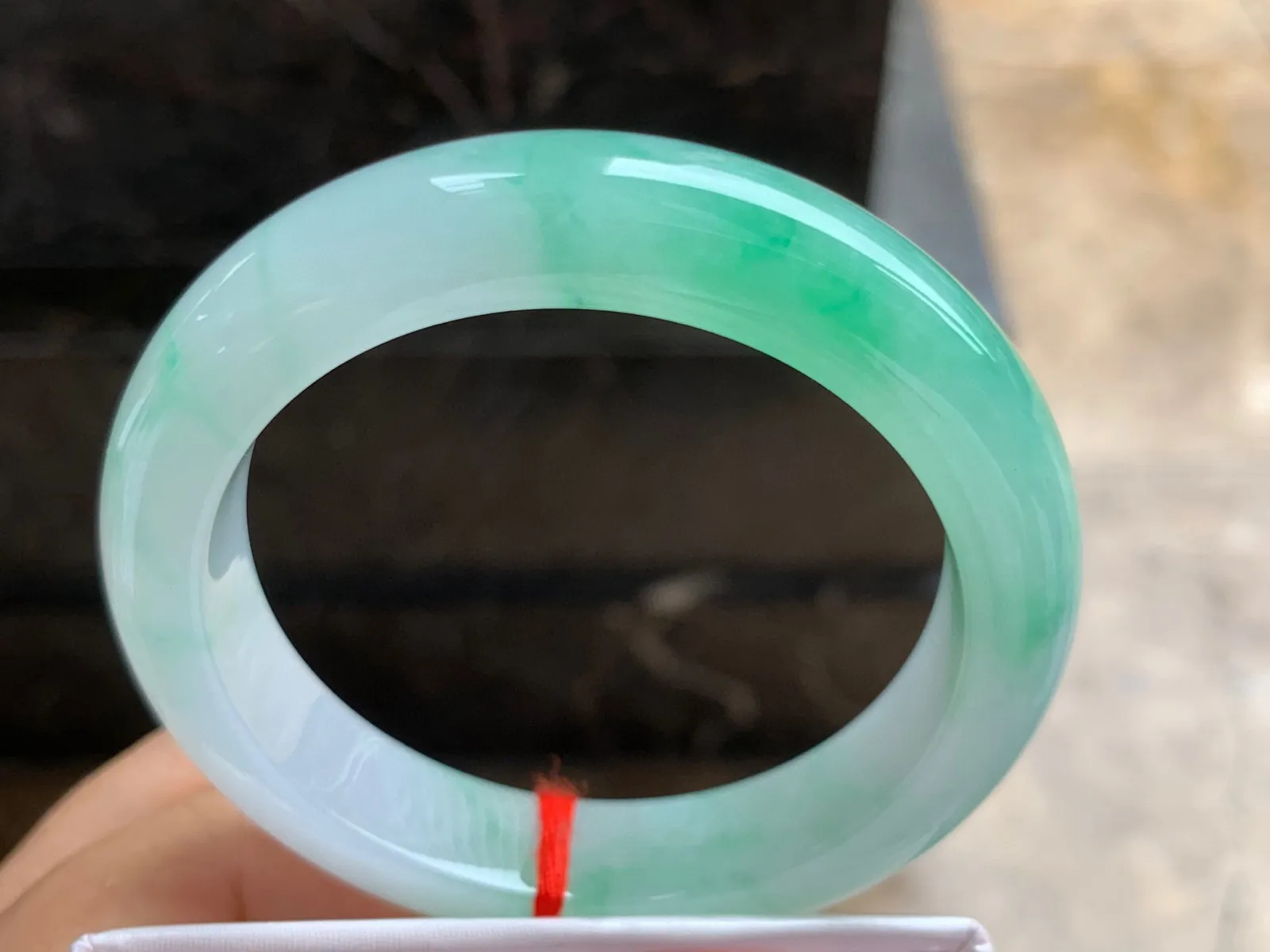 56-12.4-9.5mm
带色手镯 有种有色