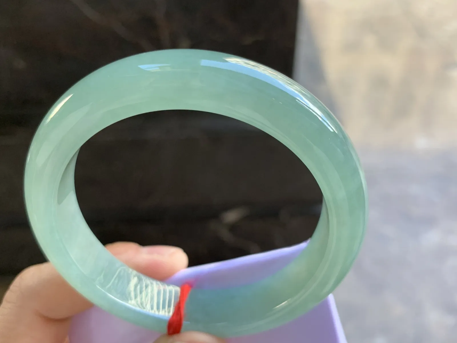 57-12.6-8.8mm
冰种晴绿手镯 水润清新