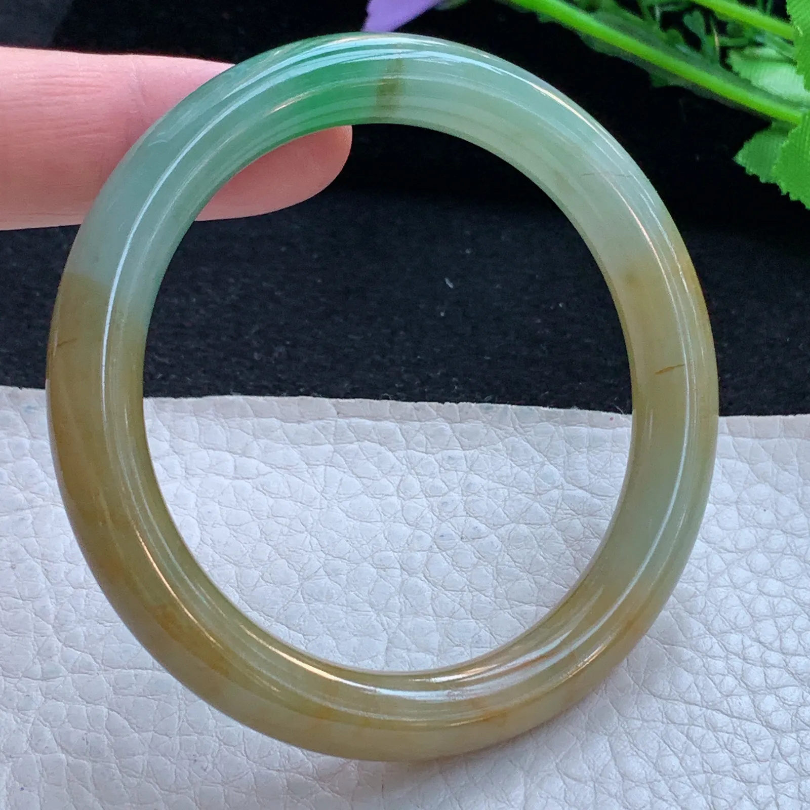 h自然光54.5*9.5*9叮当镯 缅甸翡翠a货玉手镯冰三彩圆条玉手环