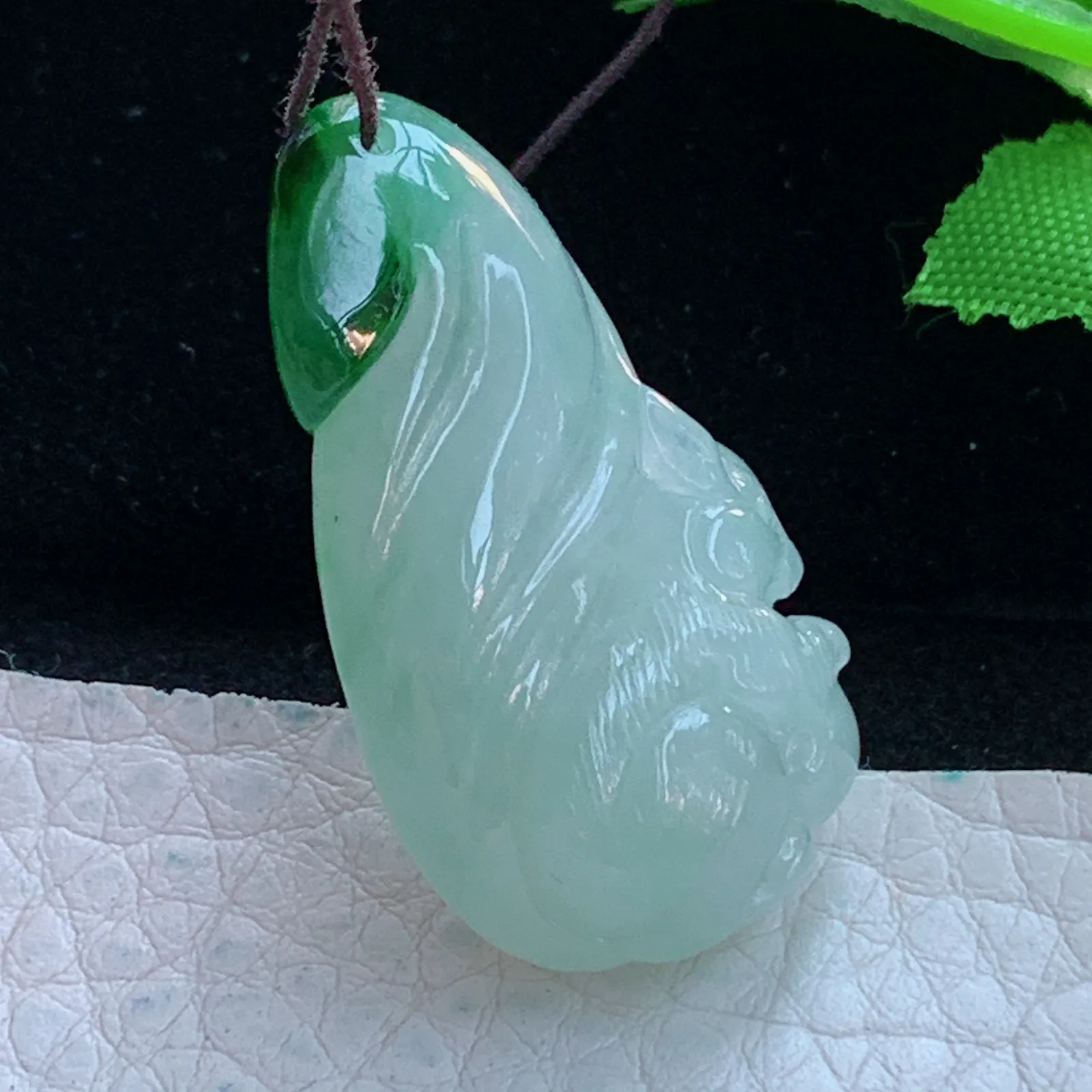 lz自然光34*19.6*10.2缅甸翡翠精雕联明伶俐九尾孤玉吊坠 玉挂件