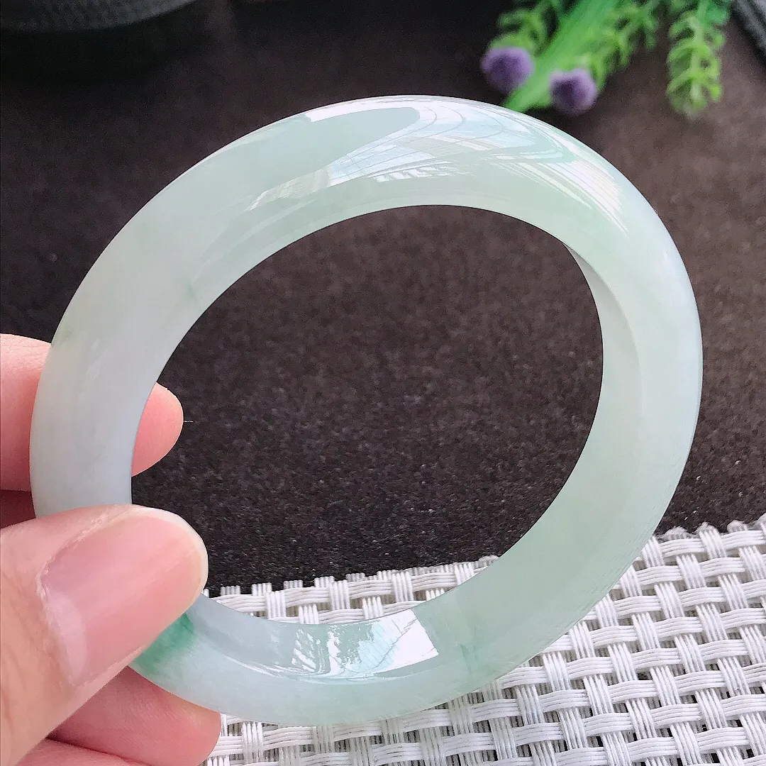 天然a货翡翠55.8/11.3/9.1老坑冰胶果冻飘花手镯宽边玉手镯