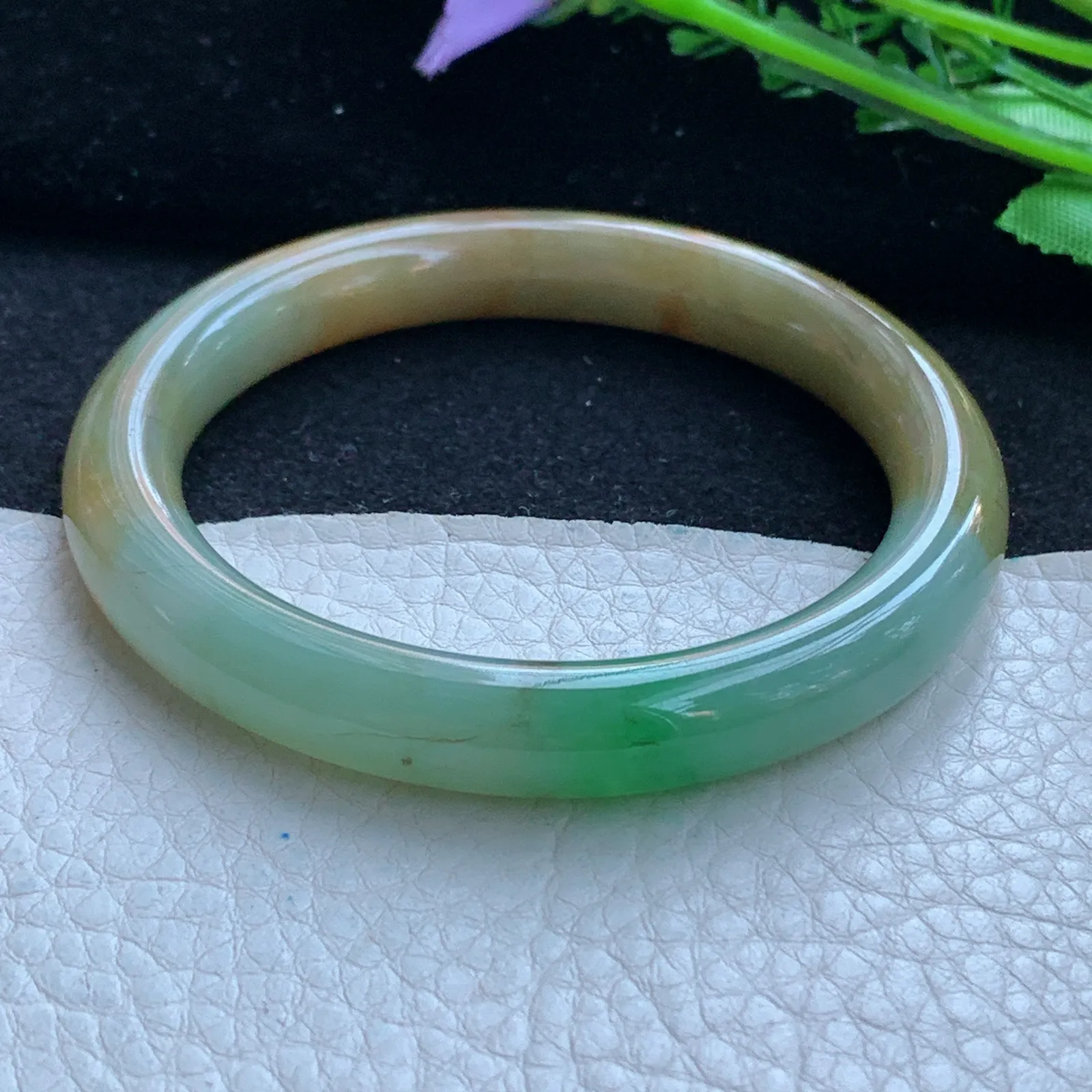 h自然光54.5*9.5*9叮当镯 缅甸翡翠a货玉手镯冰三彩圆条玉手环